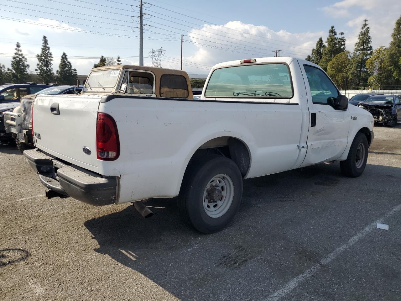 Photo 2 VIN: 1FTNF20L8XEB71327 - FORD F250 