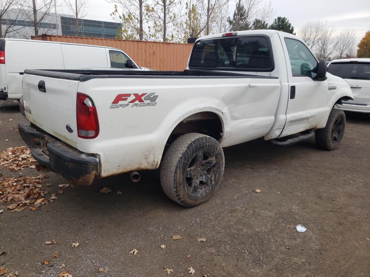 Photo 2 VIN: 1FTNF21505EA33021 - FORD F250 