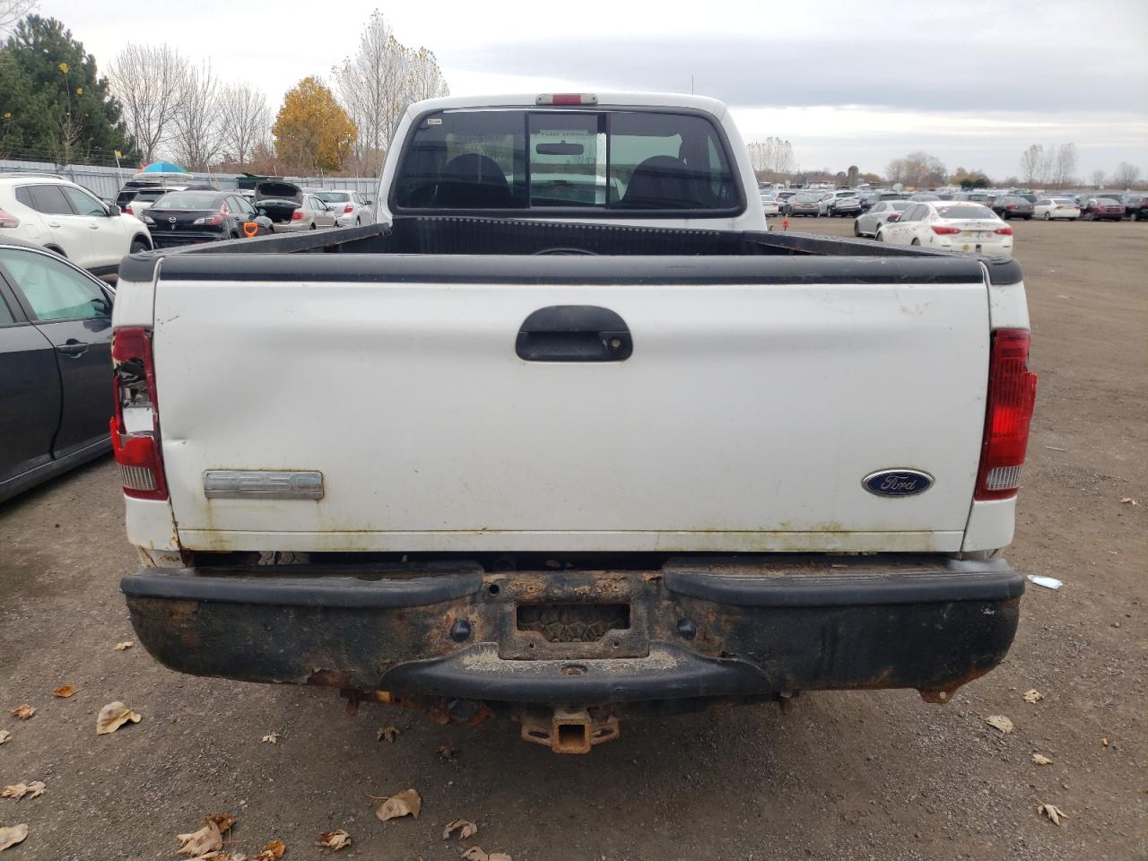 Photo 5 VIN: 1FTNF21505EA33021 - FORD F250 