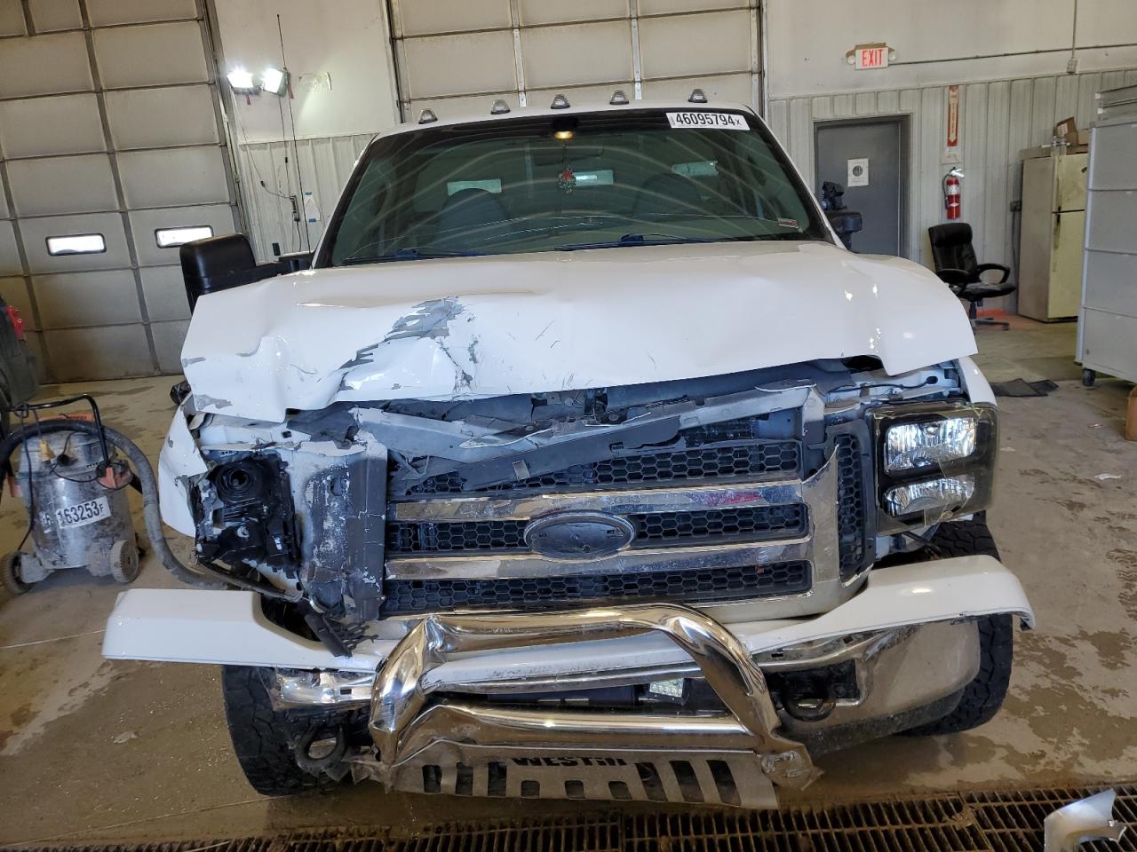 Photo 4 VIN: 1FTNF21506ED10400 - FORD F250 