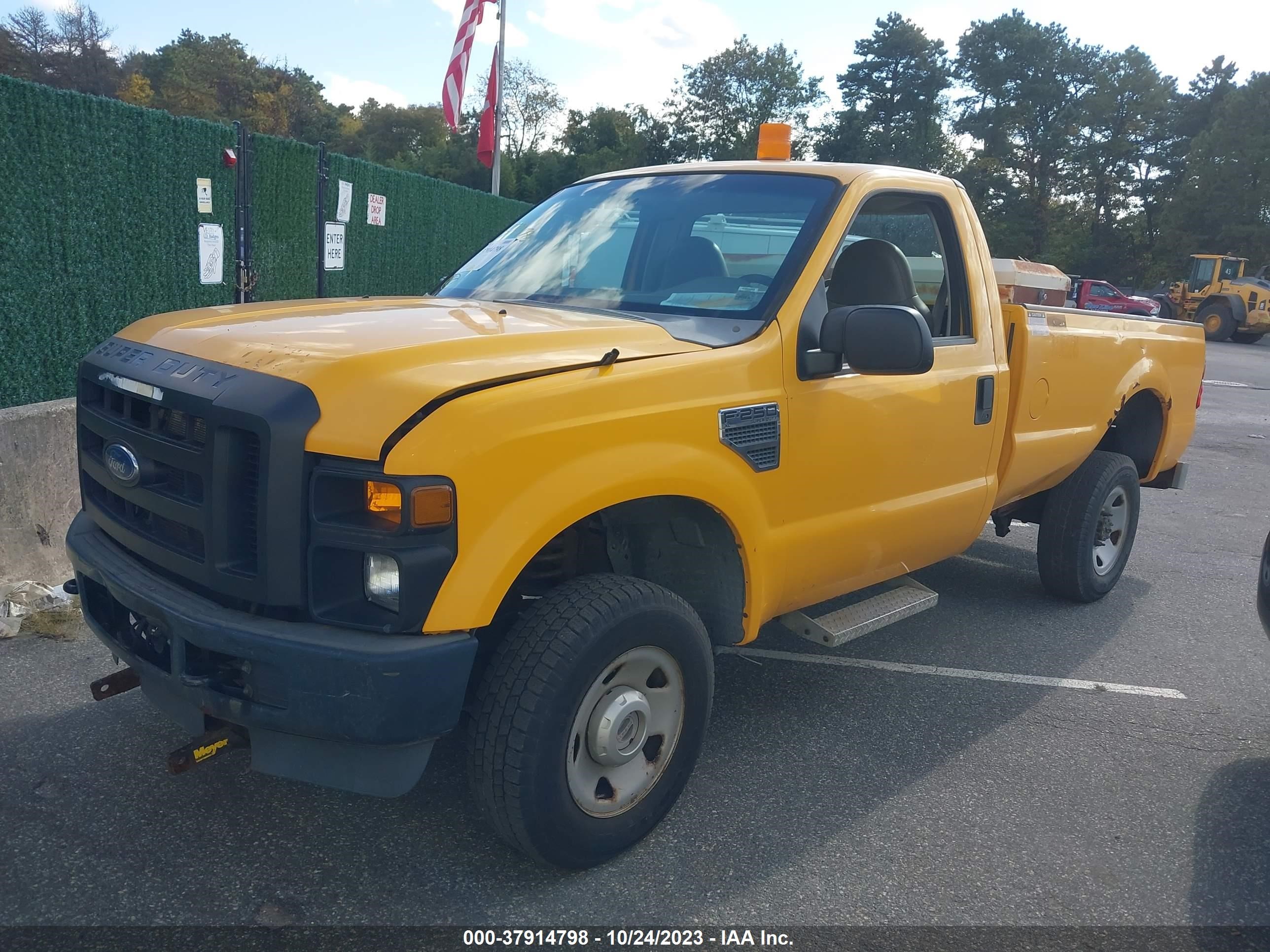 Photo 1 VIN: 1FTNF21508EC28363 - FORD F250 