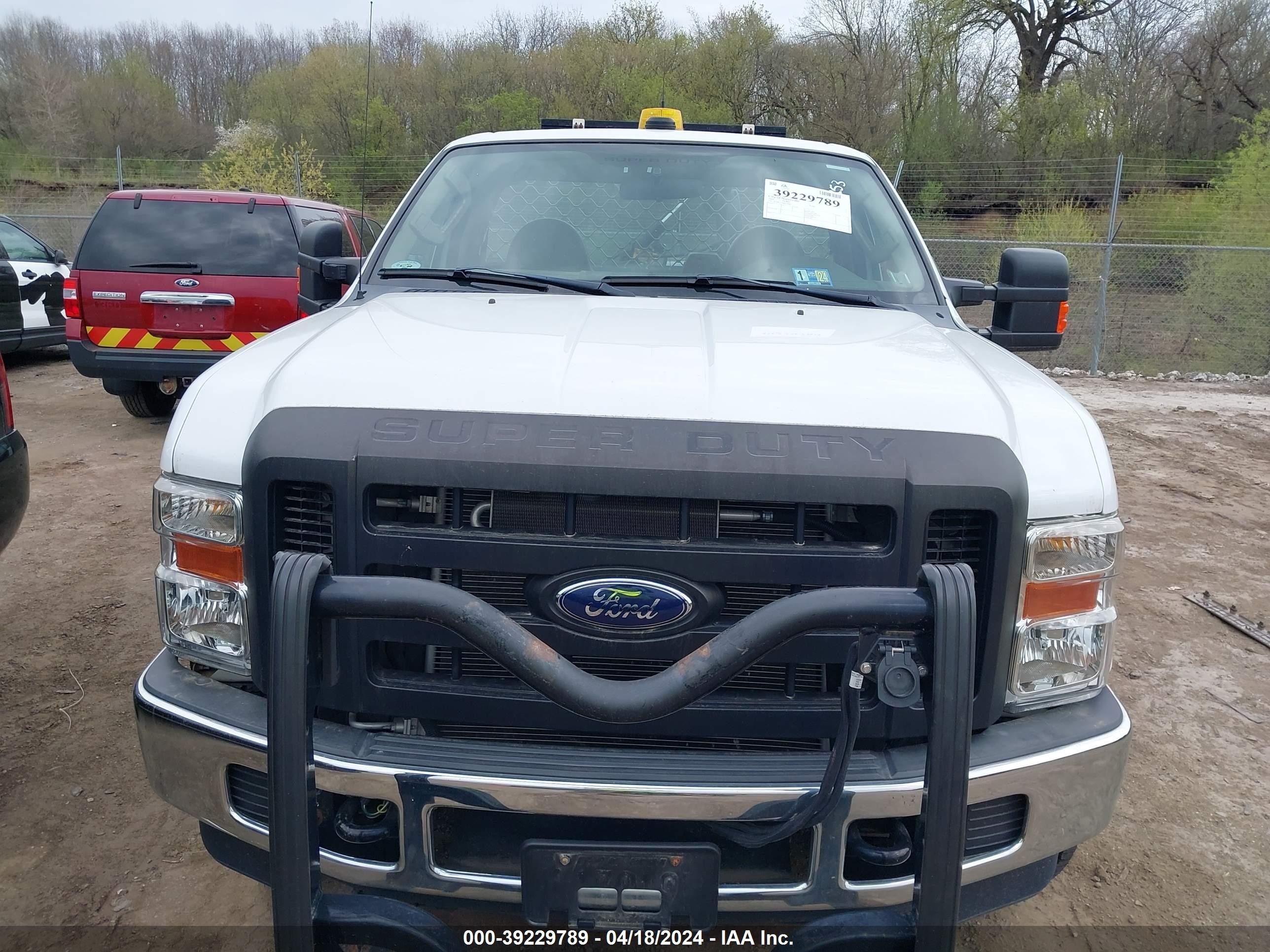 Photo 5 VIN: 1FTNF21508EE54080 - FORD F250 