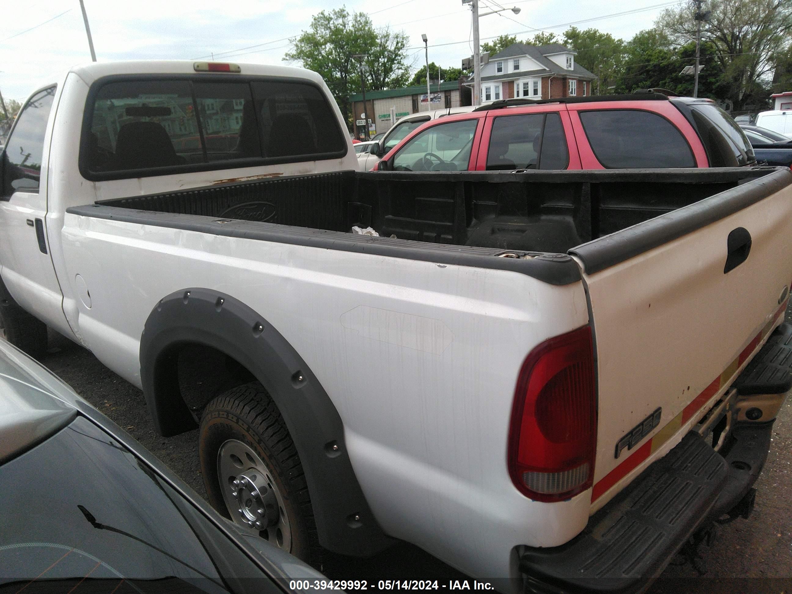 Photo 2 VIN: 1FTNF21575EB27199 - FORD F250 