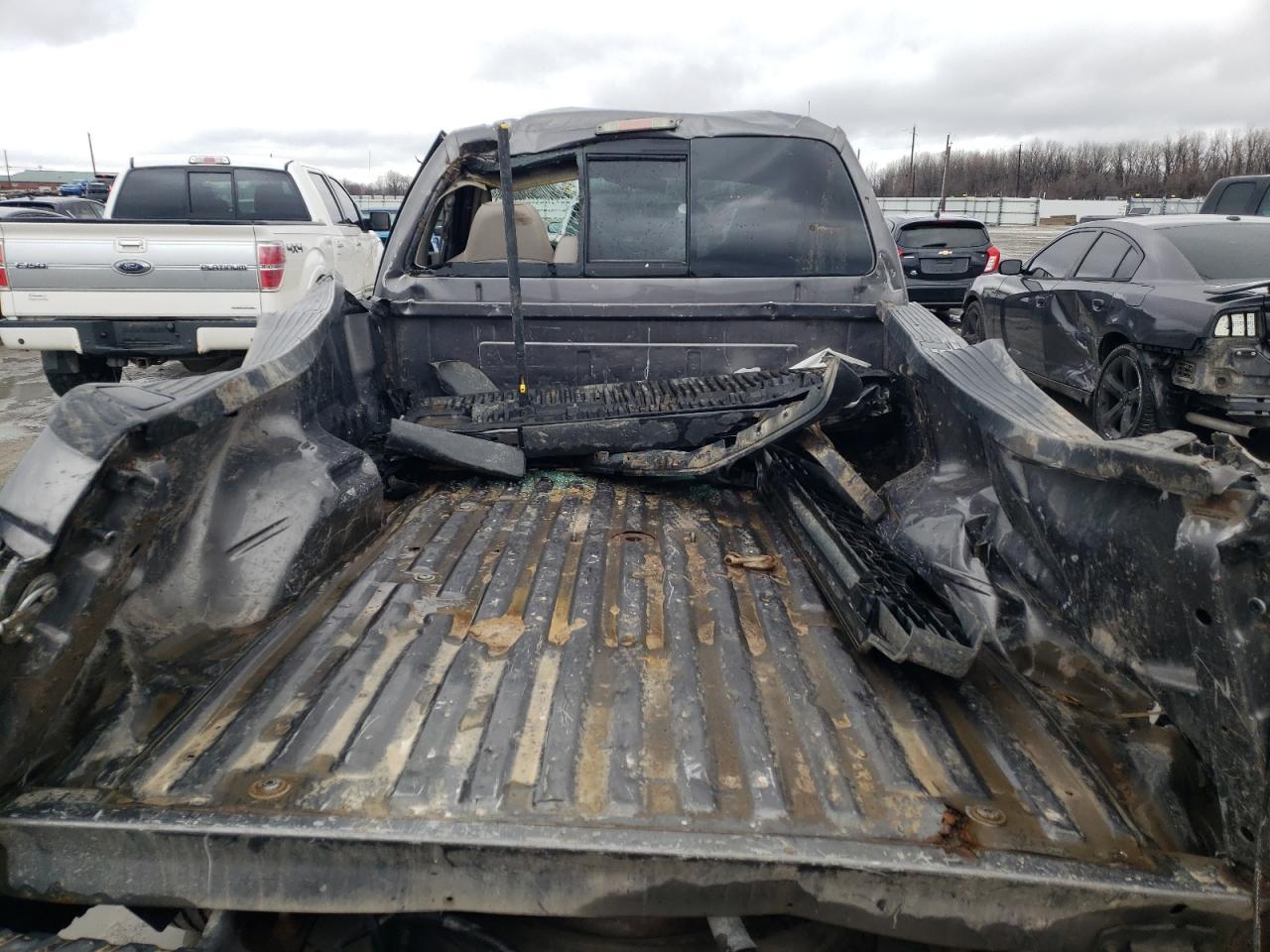 Photo 9 VIN: 1FTNF21598ED07210 - FORD F250 