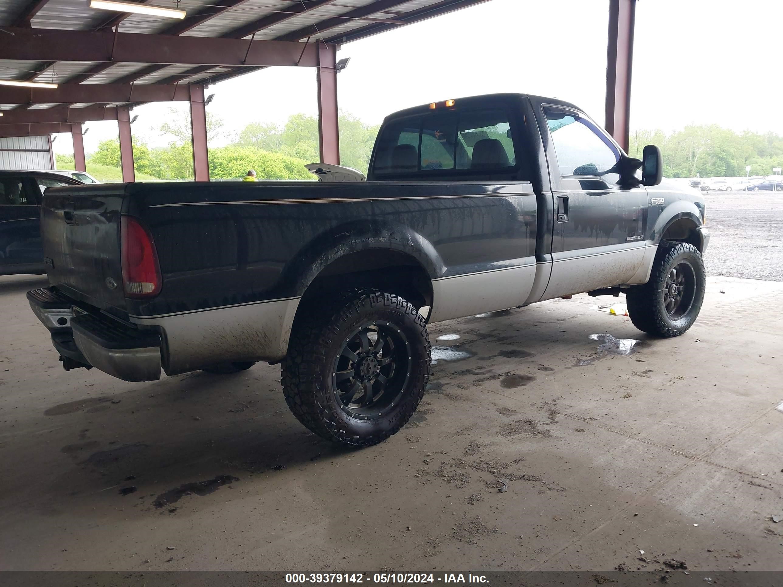 Photo 3 VIN: 1FTNF21F93EA72924 - FORD F250 