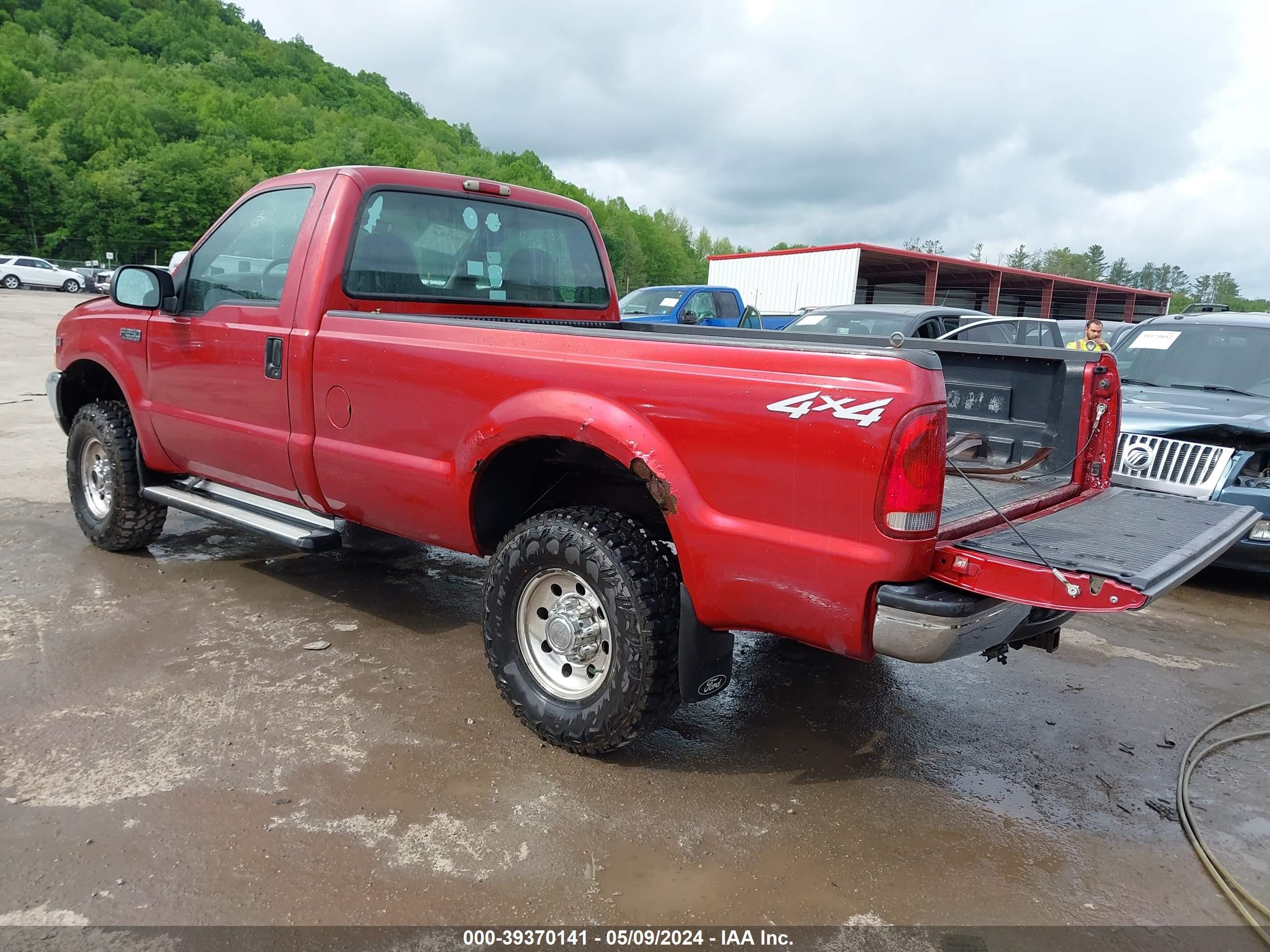 Photo 2 VIN: 1FTNF21L02EB23263 - FORD F250 