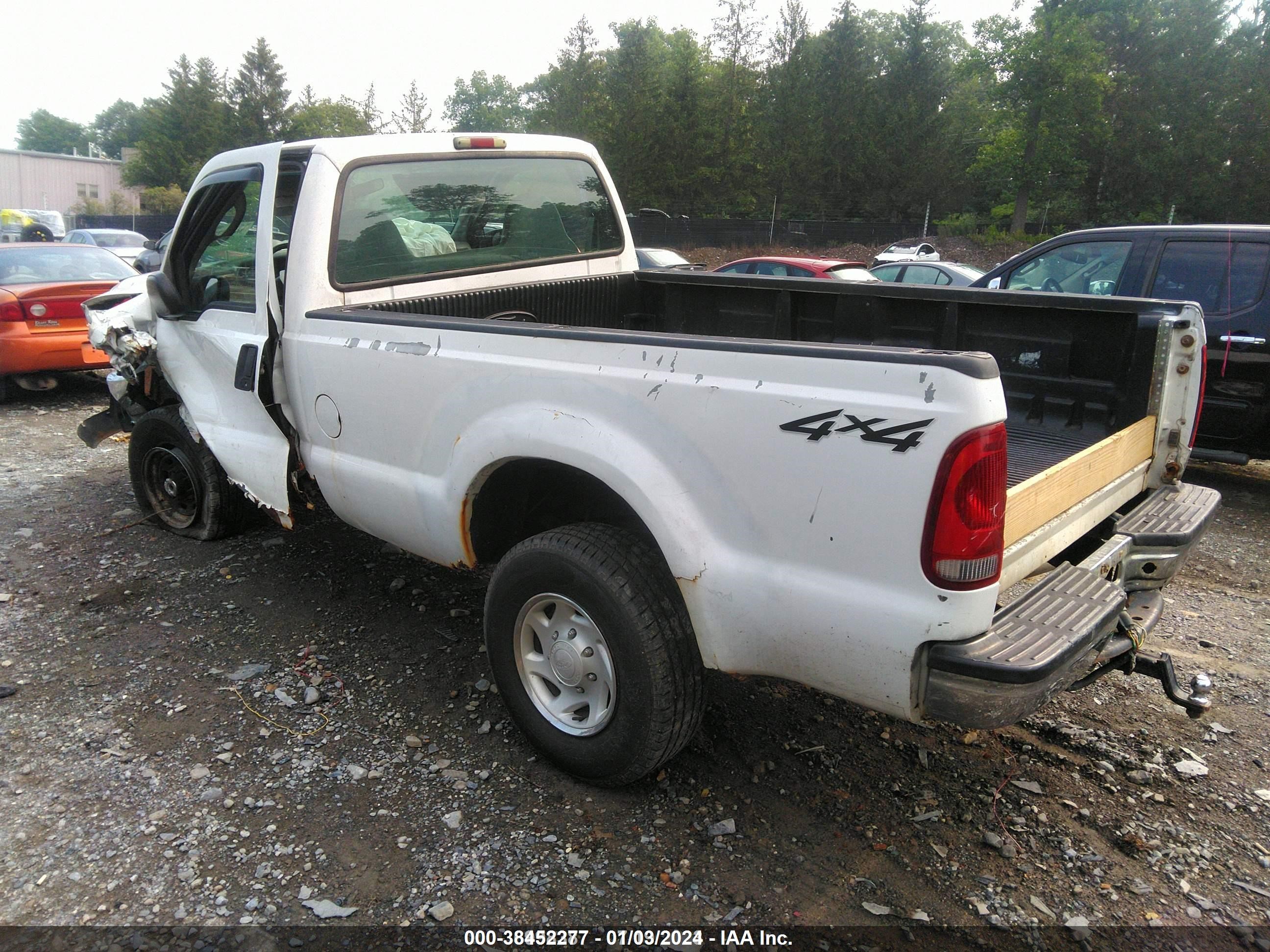 Photo 3 VIN: 1FTNF21L13EA11184 - FORD F250 