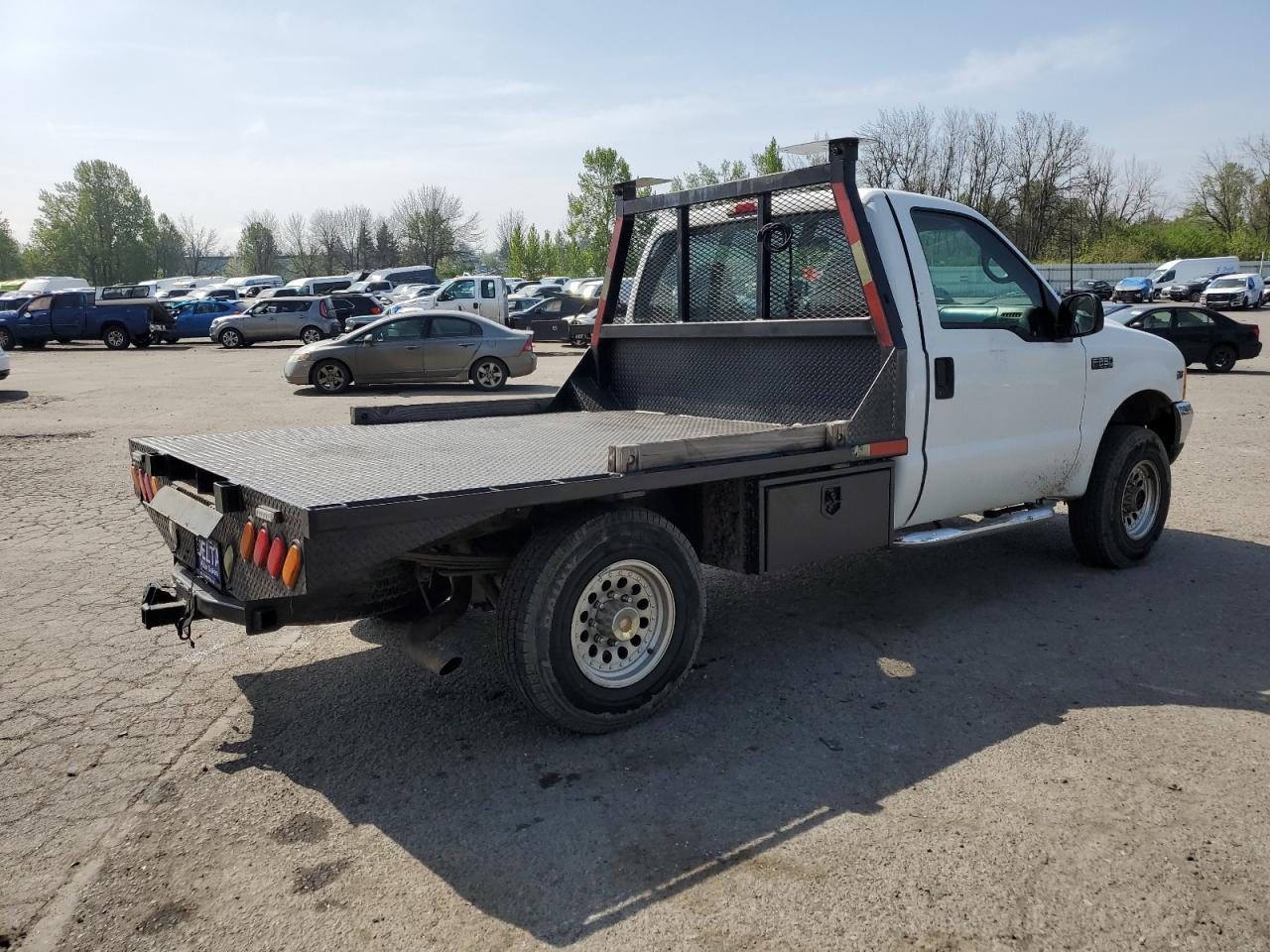 Photo 2 VIN: 1FTNF21L9YEB95183 - FORD F250 