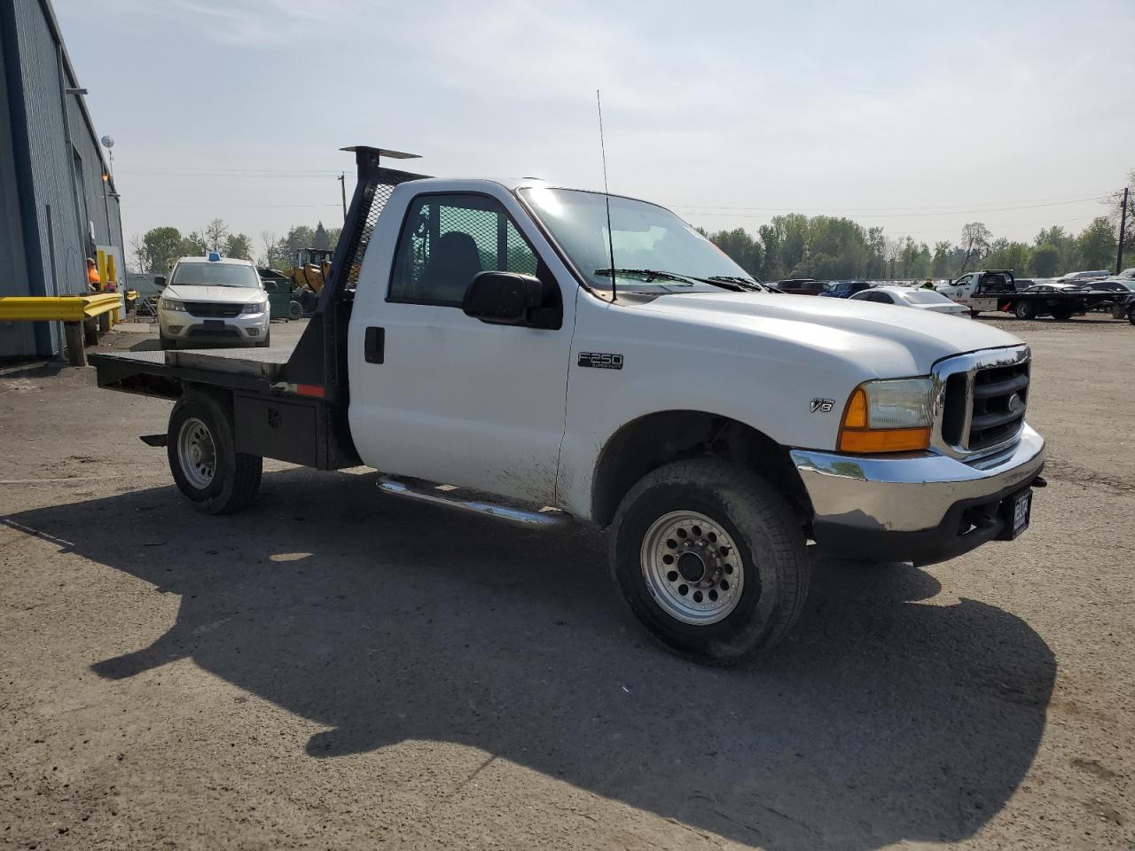 Photo 3 VIN: 1FTNF21L9YEB95183 - FORD F250 