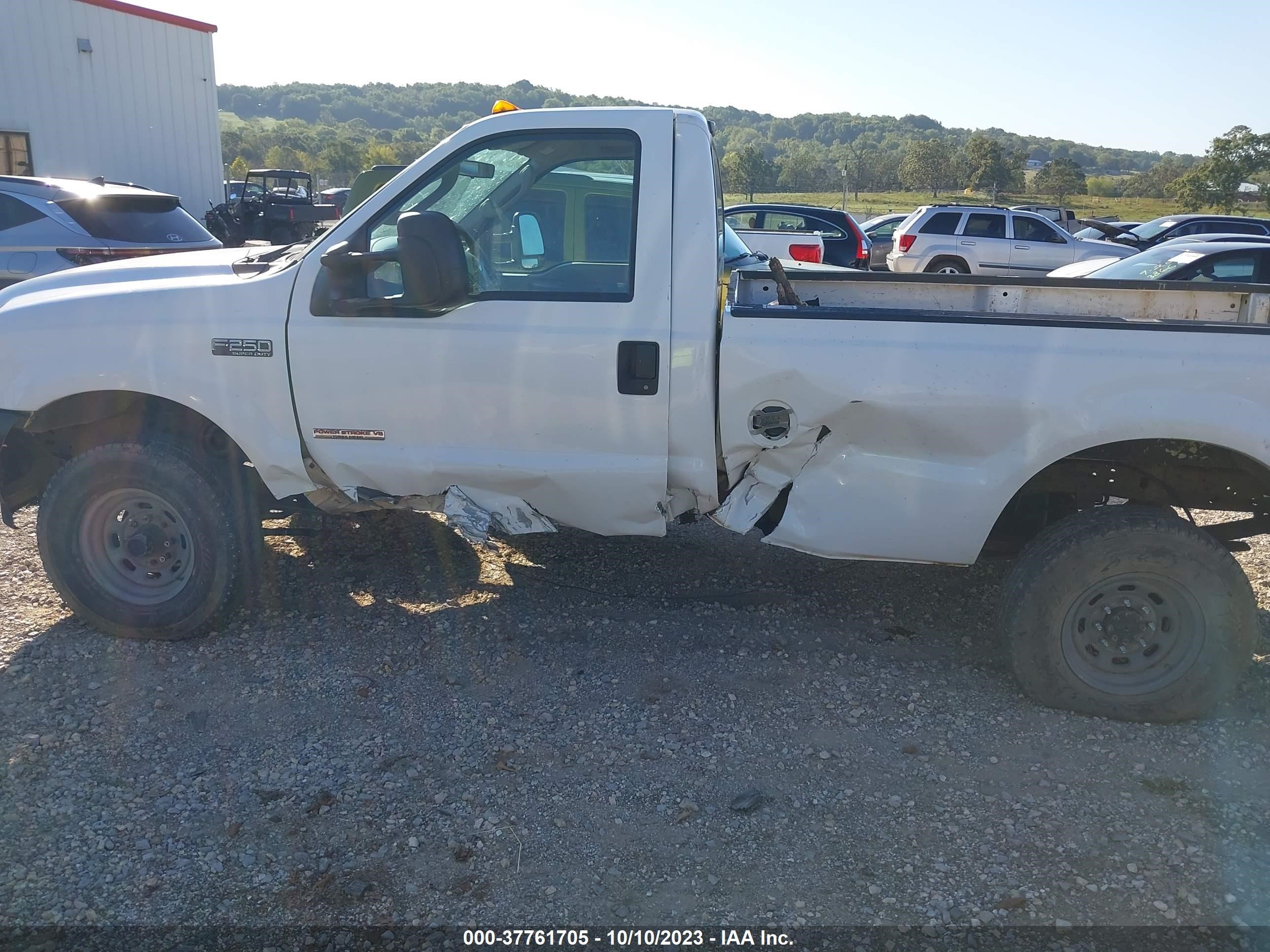 Photo 13 VIN: 1FTNF21P44EC28958 - FORD F250 