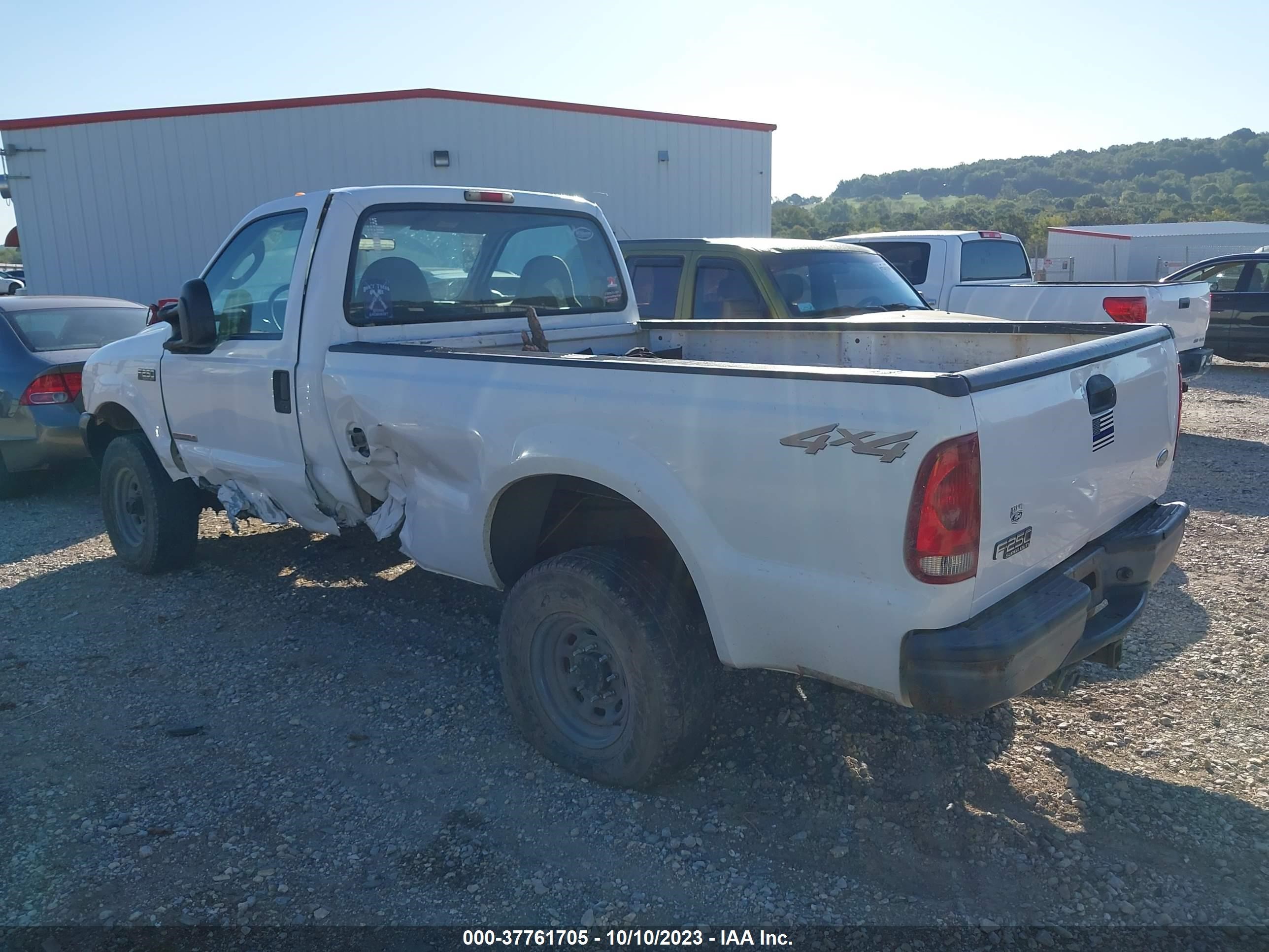 Photo 2 VIN: 1FTNF21P44EC28958 - FORD F250 