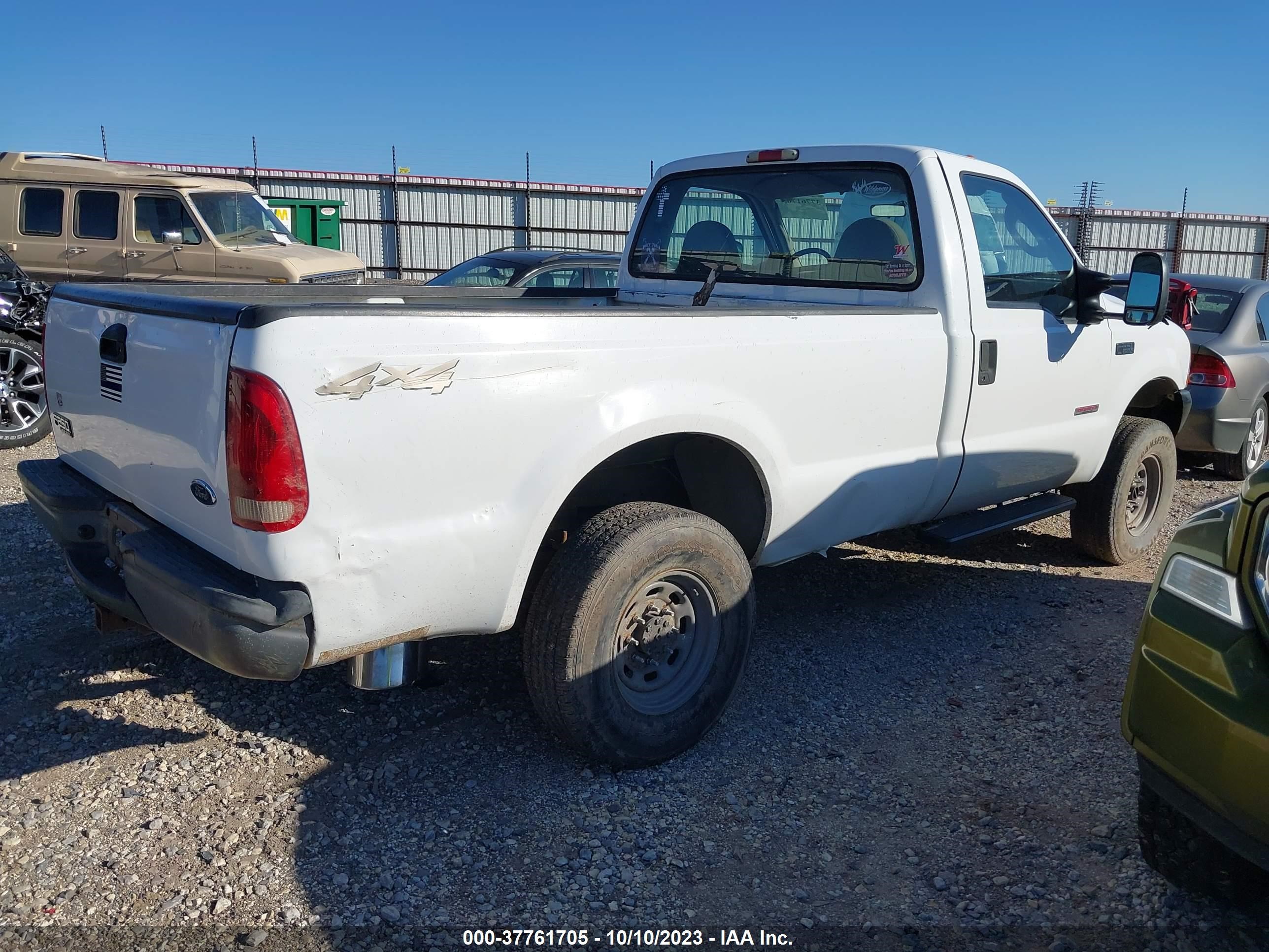 Photo 3 VIN: 1FTNF21P44EC28958 - FORD F250 