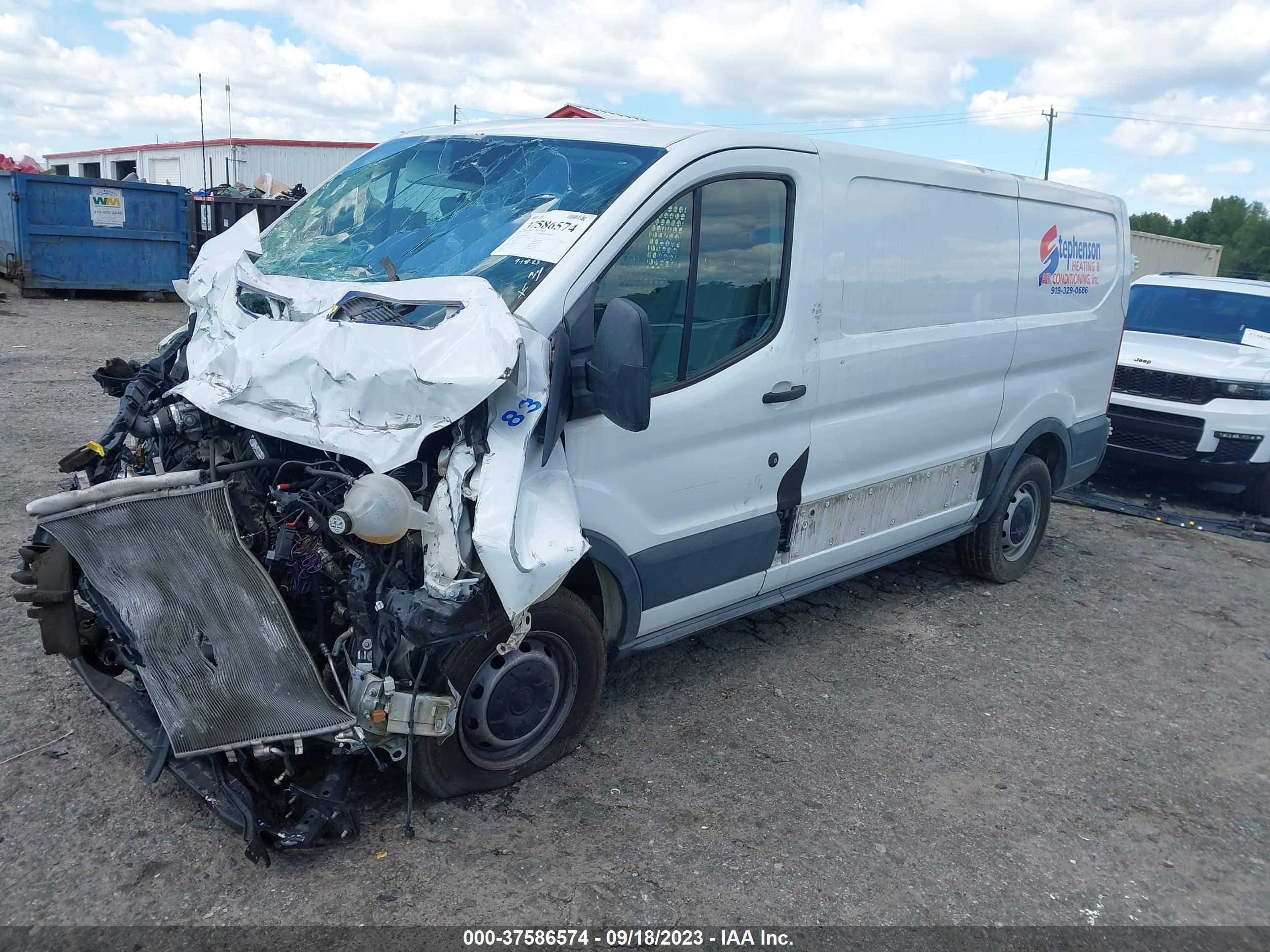 Photo 1 VIN: 1FTNR1ZG6FKA30392 - FORD TRANSIT 