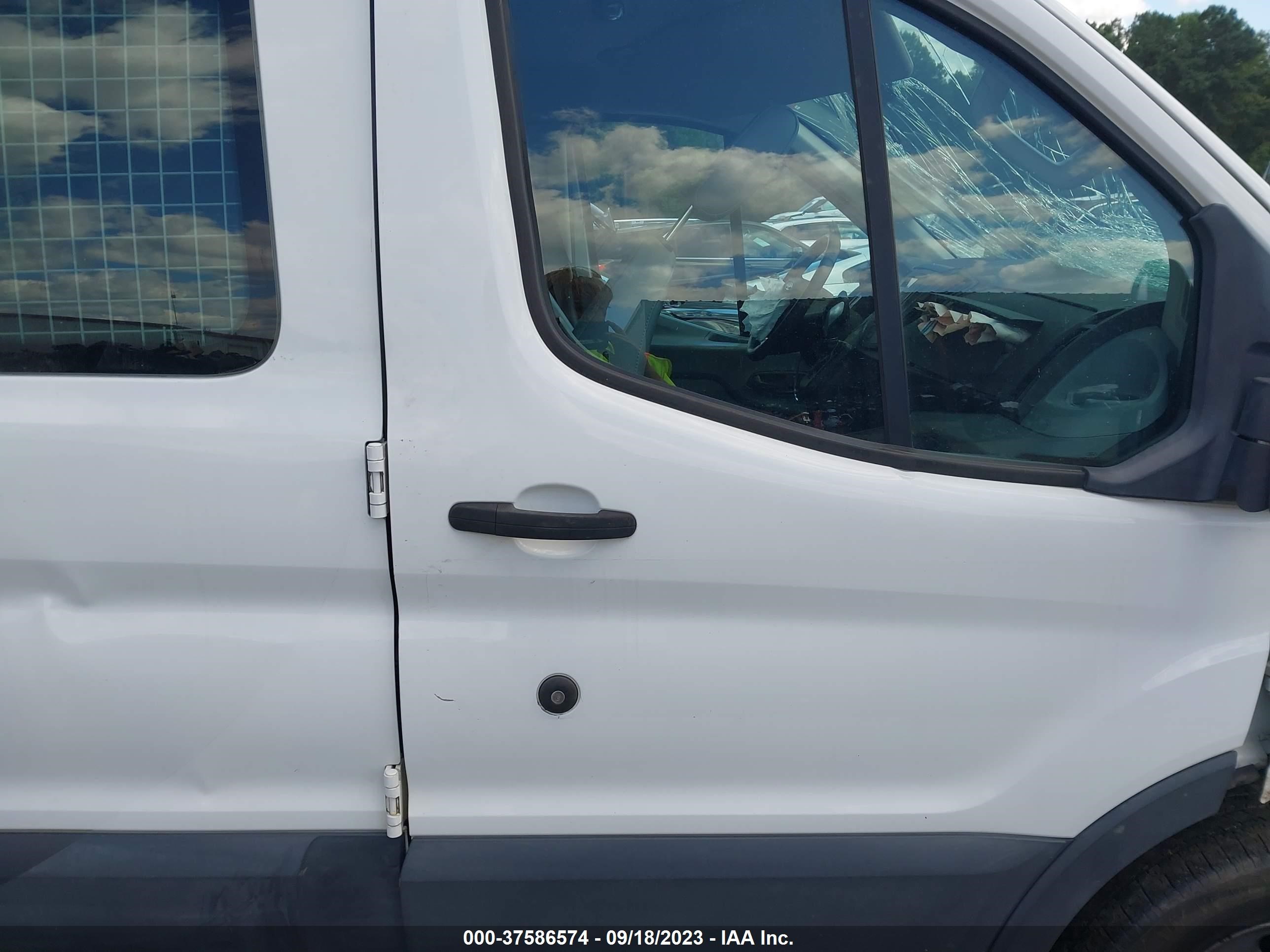 Photo 12 VIN: 1FTNR1ZG6FKA30392 - FORD TRANSIT 