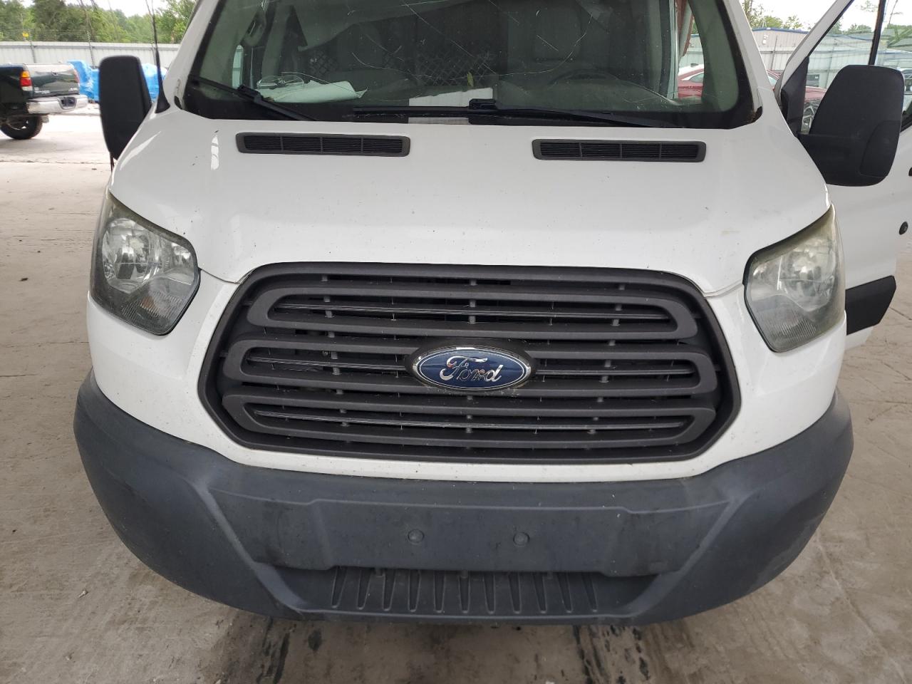 Photo 11 VIN: 1FTNR1ZM0FKA29700 - FORD TRANSIT 