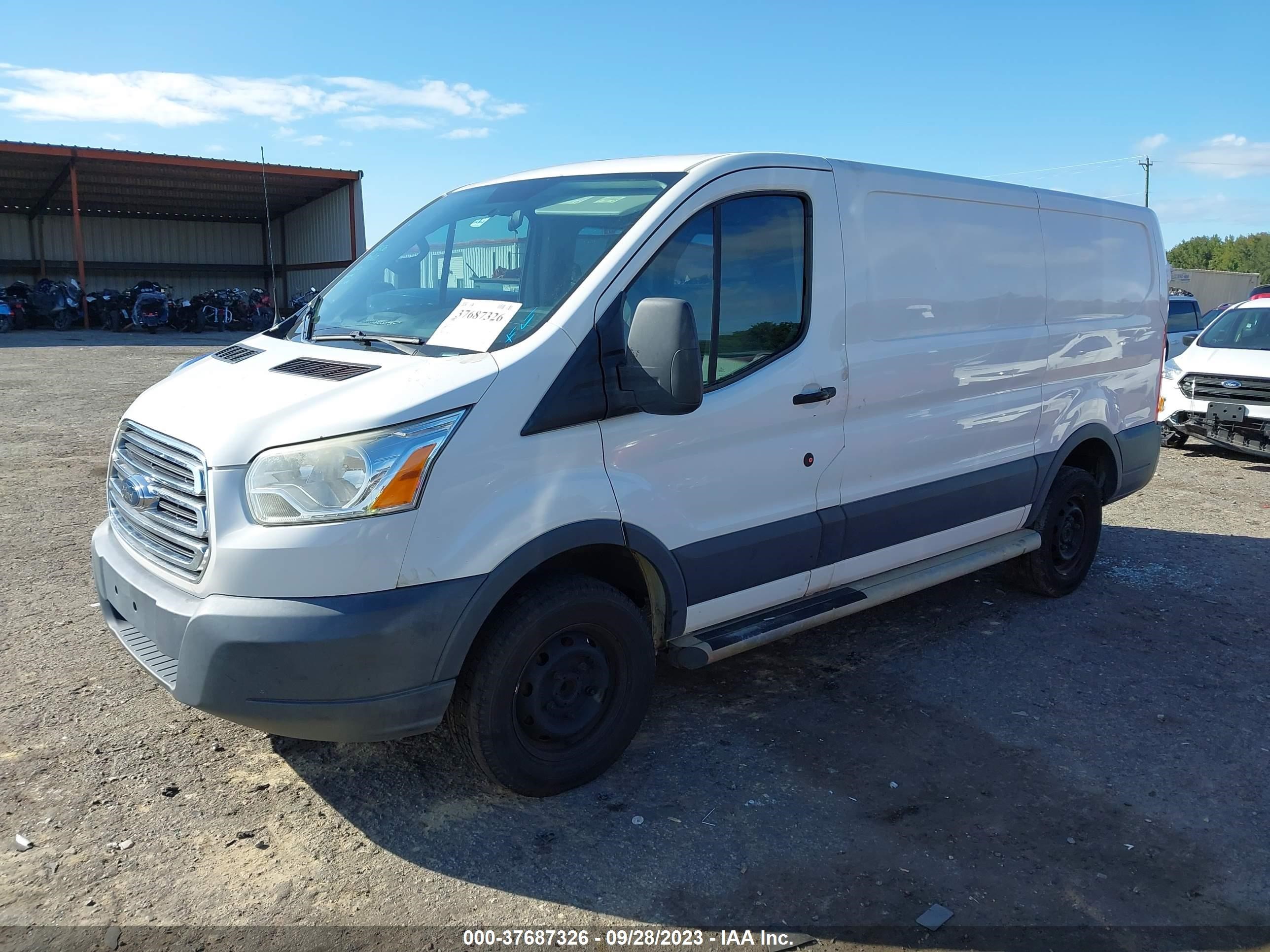 Photo 1 VIN: 1FTNR1ZM4FKB20761 - FORD TRANSIT 