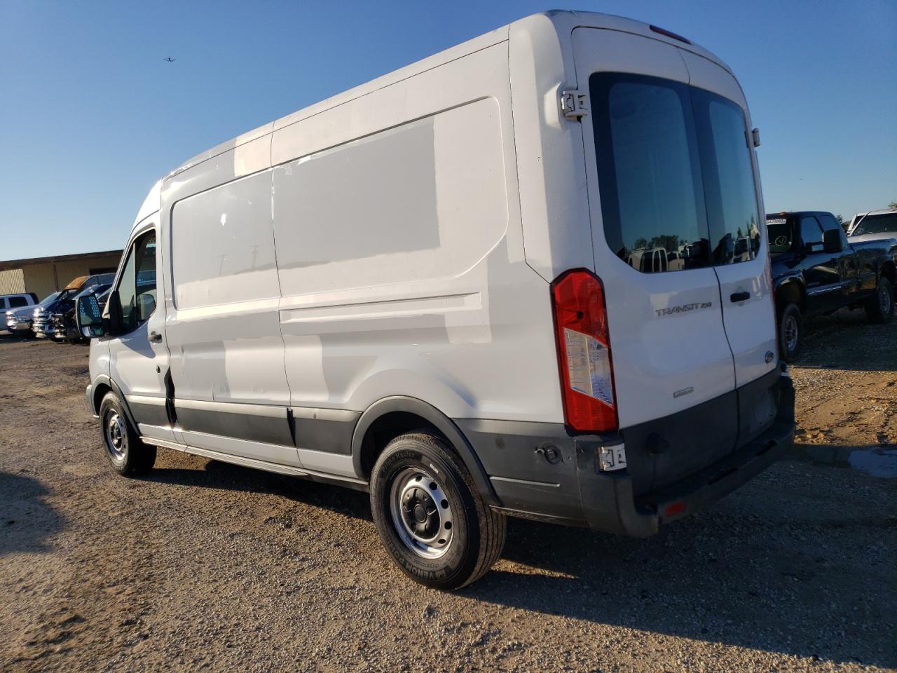 Photo 1 VIN: 1FTNR2CG9FKA58332 - FORD TRANSIT 