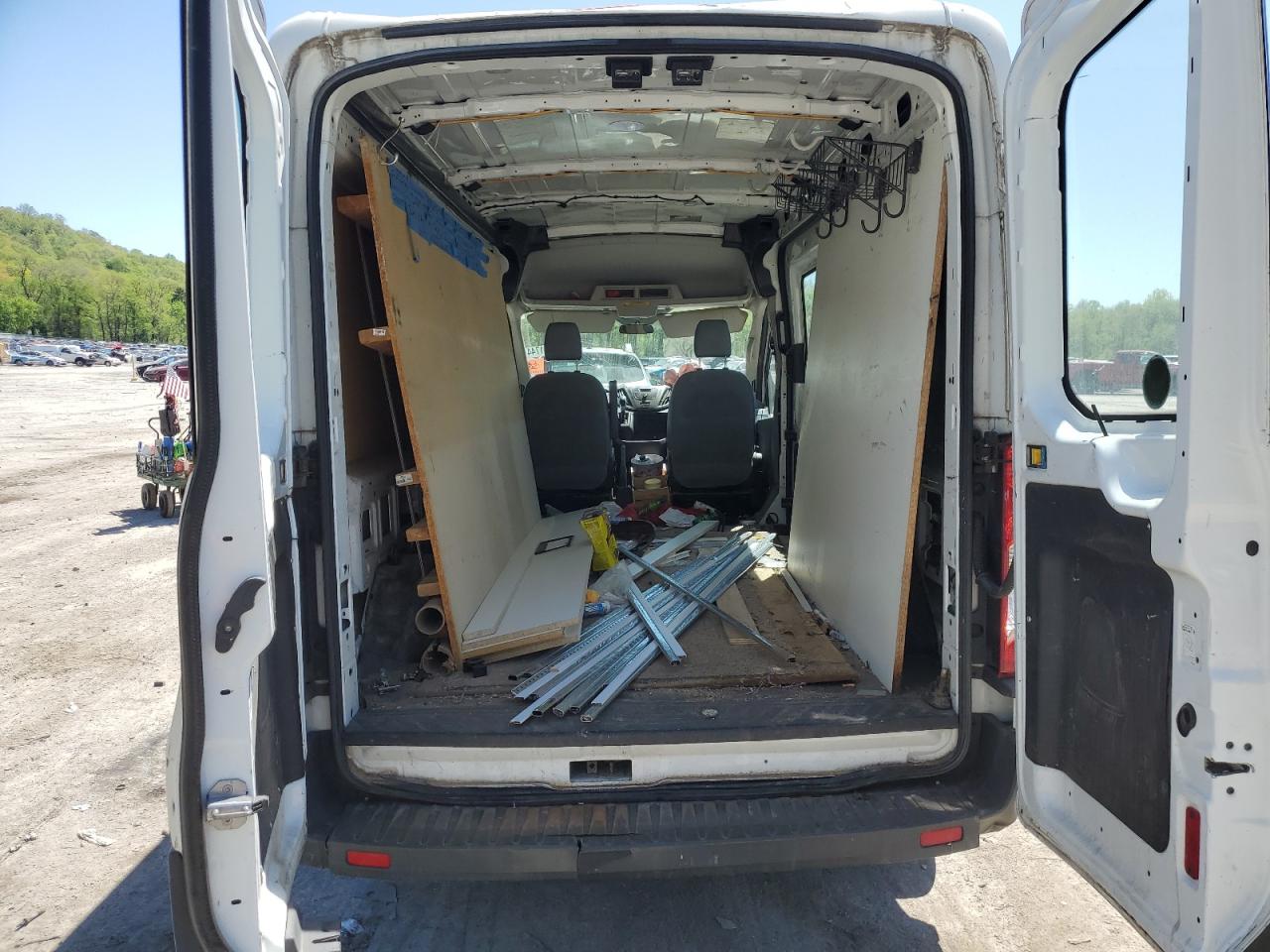 Photo 9 VIN: 1FTNR2CM9FKA12036 - FORD TRANSIT 