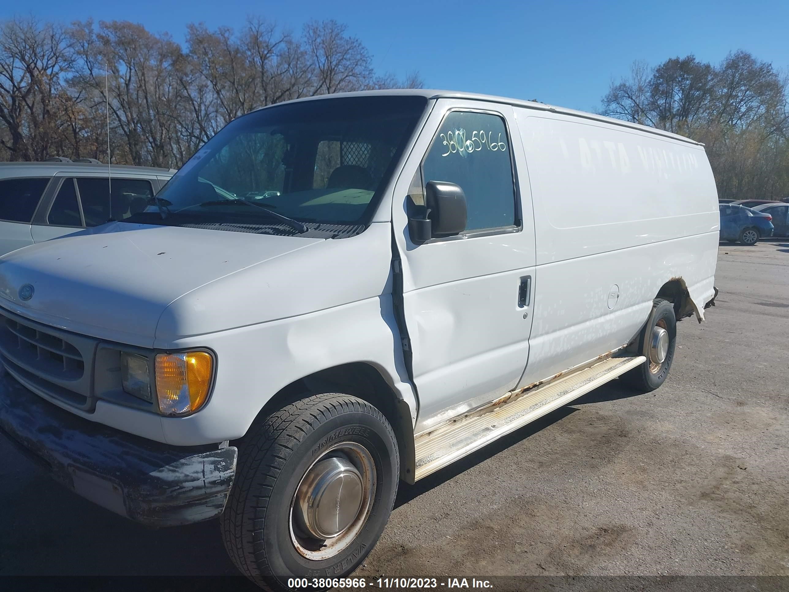 Photo 5 VIN: 1FTNS24L2XHC12037 - FORD ECONOLINE 