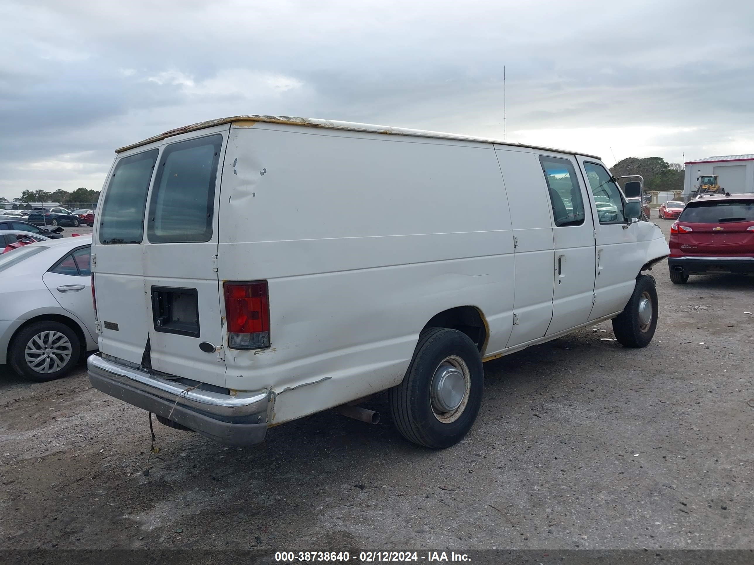 Photo 3 VIN: 1FTNS24L63HC02606 - FORD ECONOLINE 