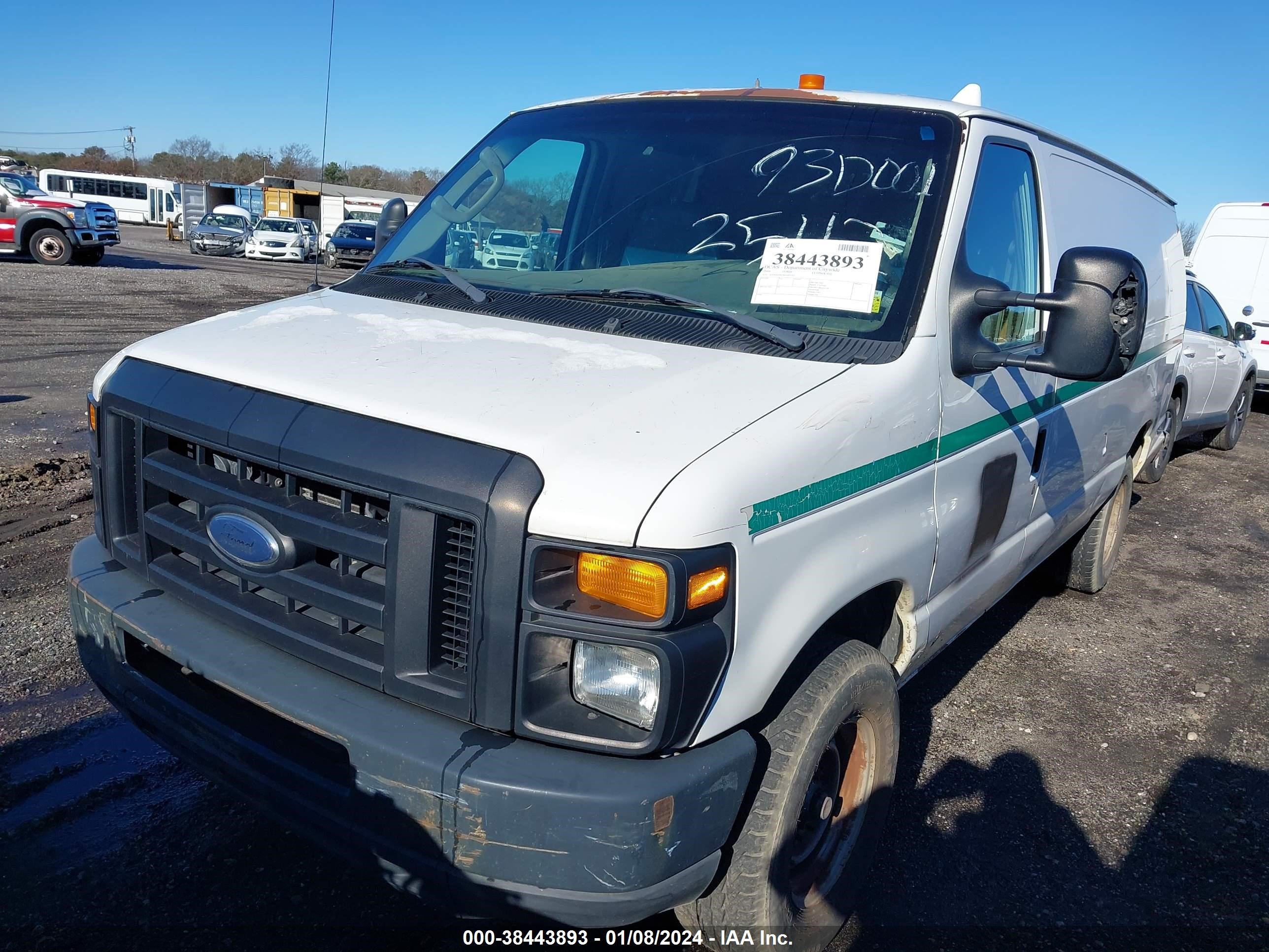 Photo 1 VIN: 1FTNS24W08DB25112 - FORD ECONOLINE 