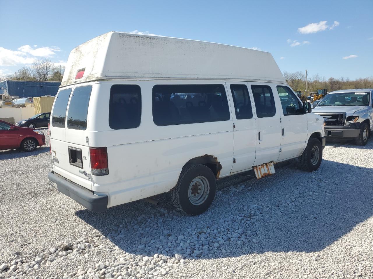 Photo 2 VIN: 1FTNS24W29DA17463 - FORD ECONOLINE 