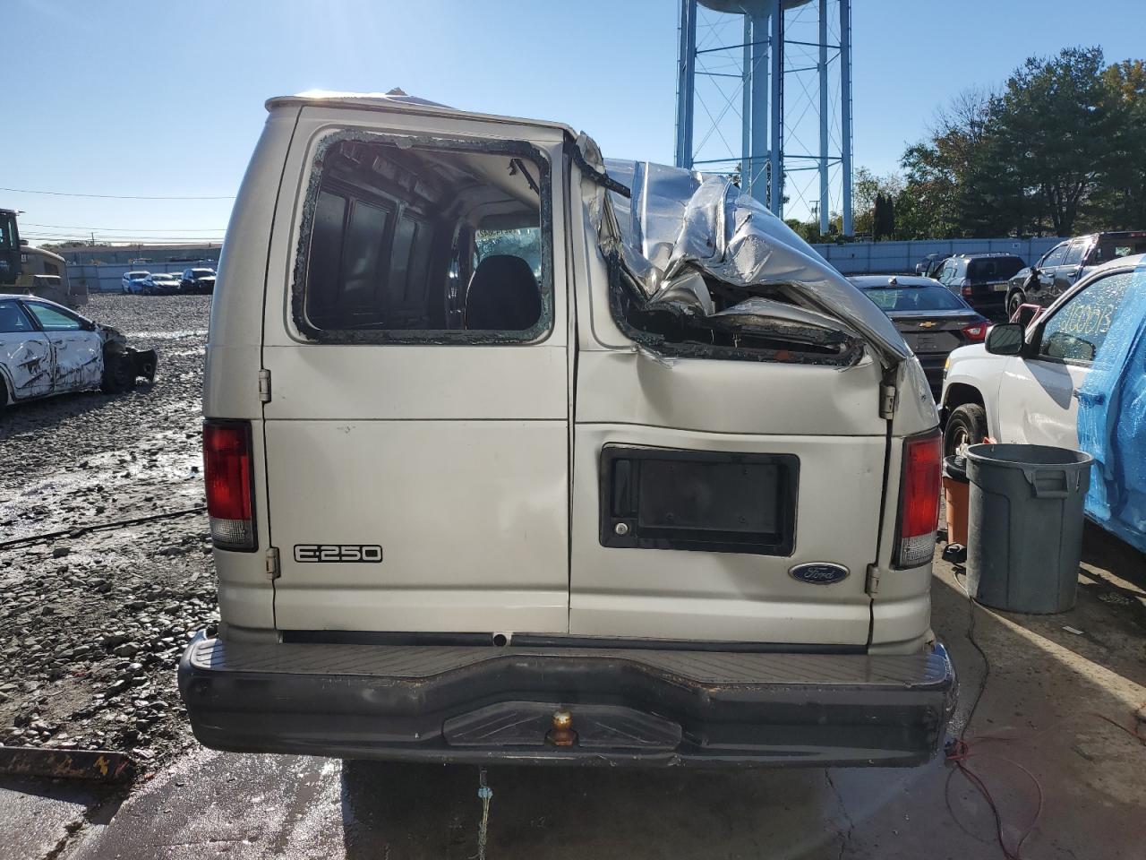 Photo 8 VIN: 1FTNS24W83HA35157 - FORD ECONOLINE 