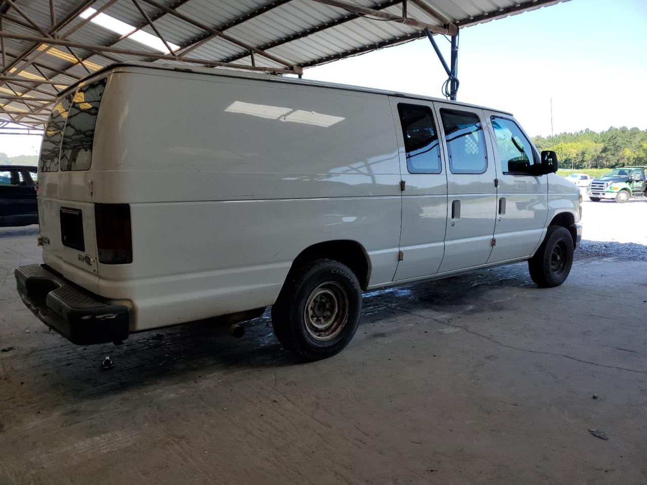 Photo 2 VIN: 1FTNS2EL2ADA18640 - FORD ECONOLINE 