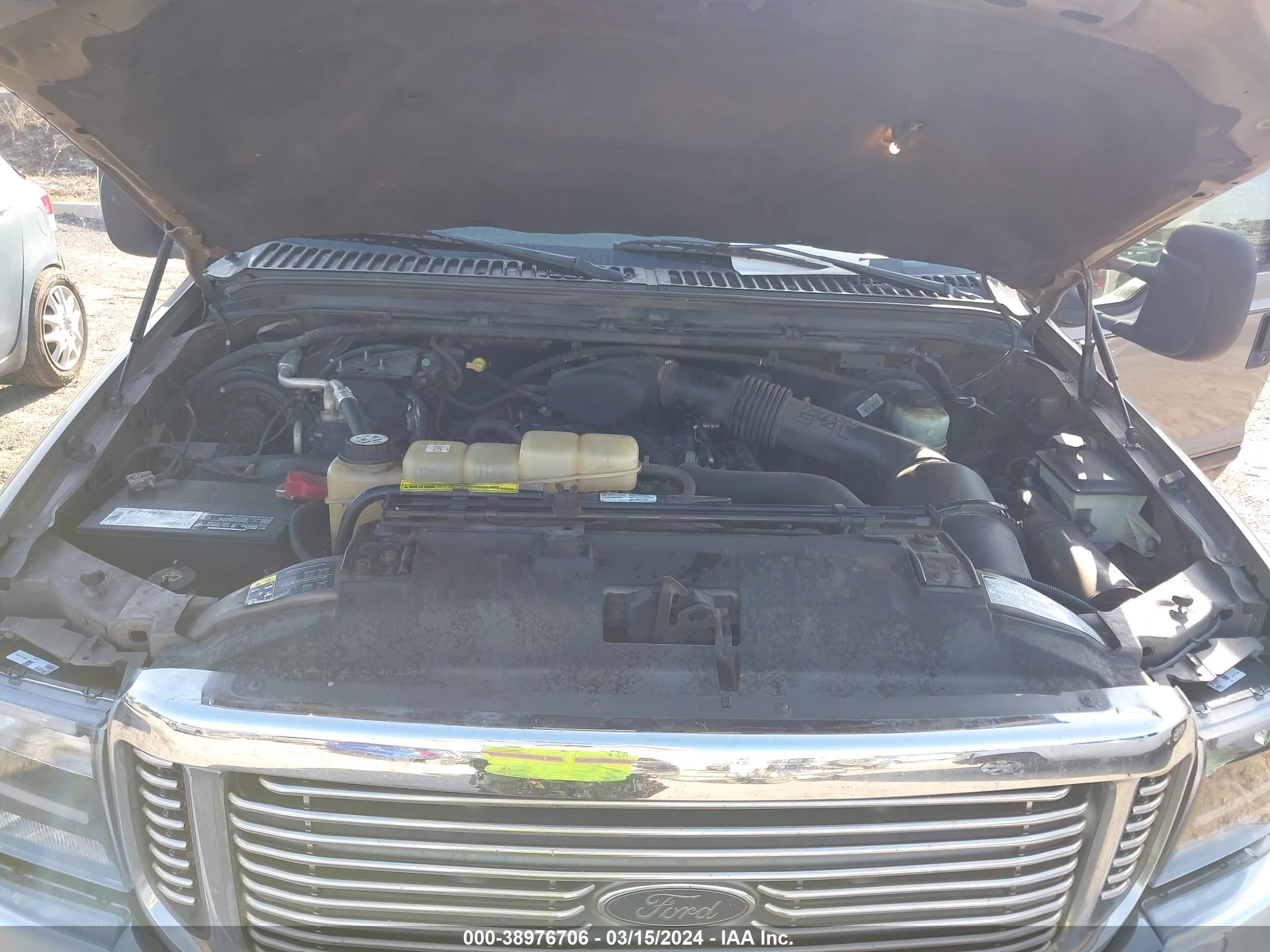 Photo 9 VIN: 1FTNW20L13EA76652 - FORD F250 