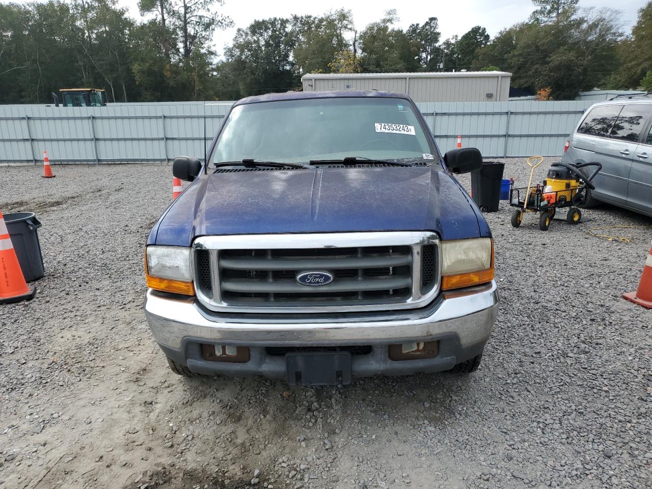 Photo 4 VIN: 1FTNW20L1XEA63924 - FORD F250 