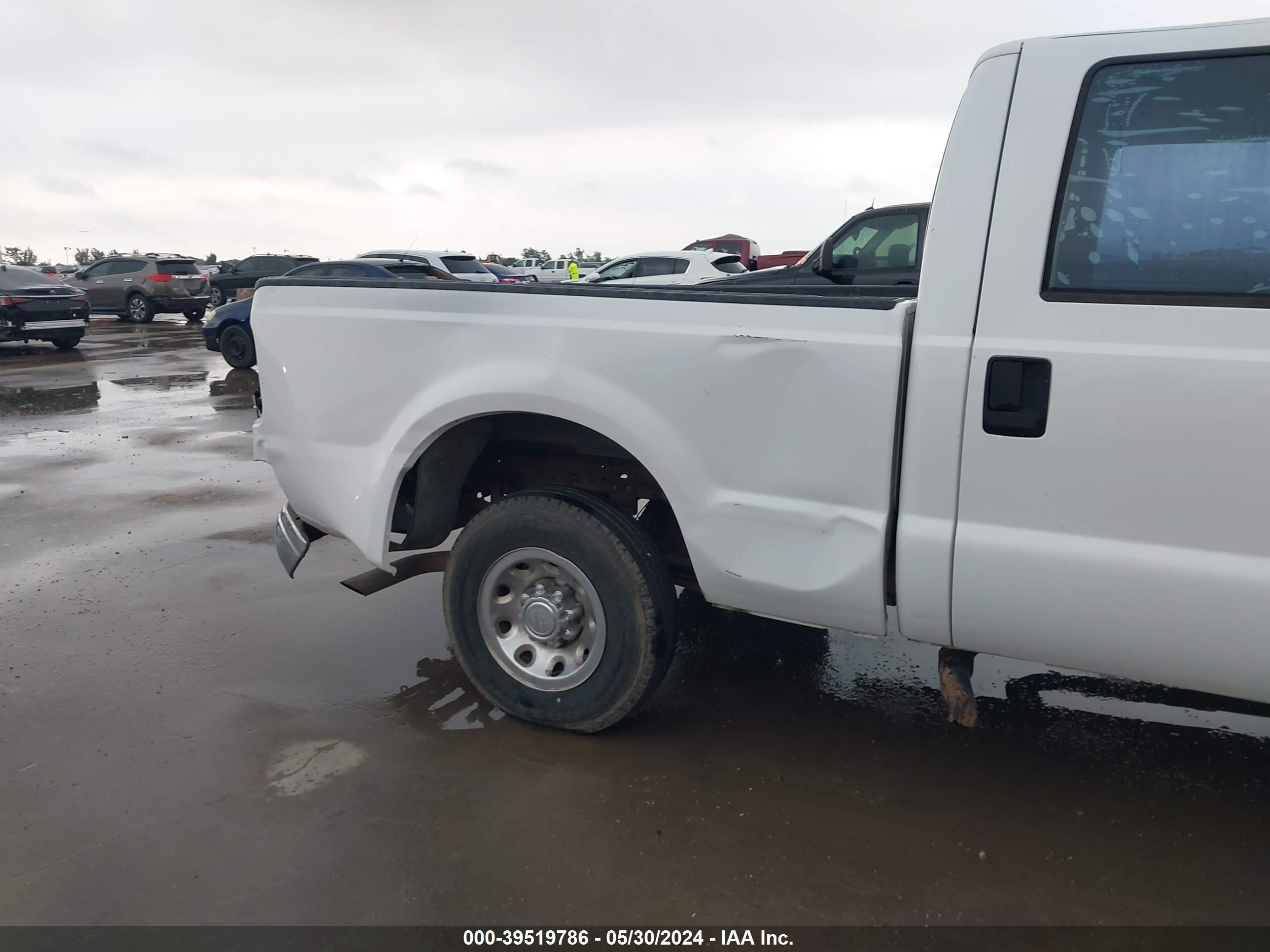 Photo 16 VIN: 1FTNW20L84EC87851 - FORD F250 