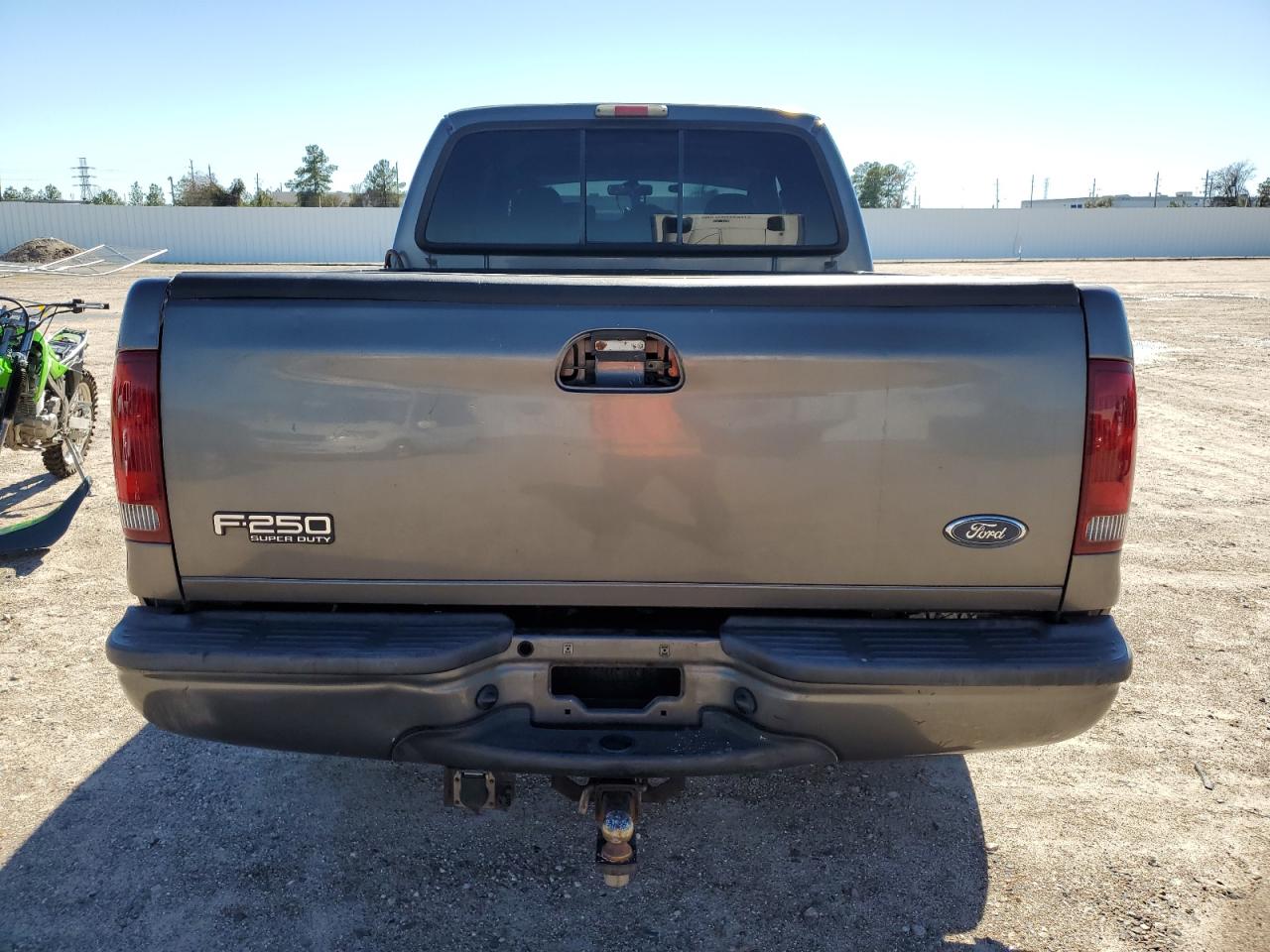 Photo 5 VIN: 1FTNW20P23EC44205 - FORD F250 