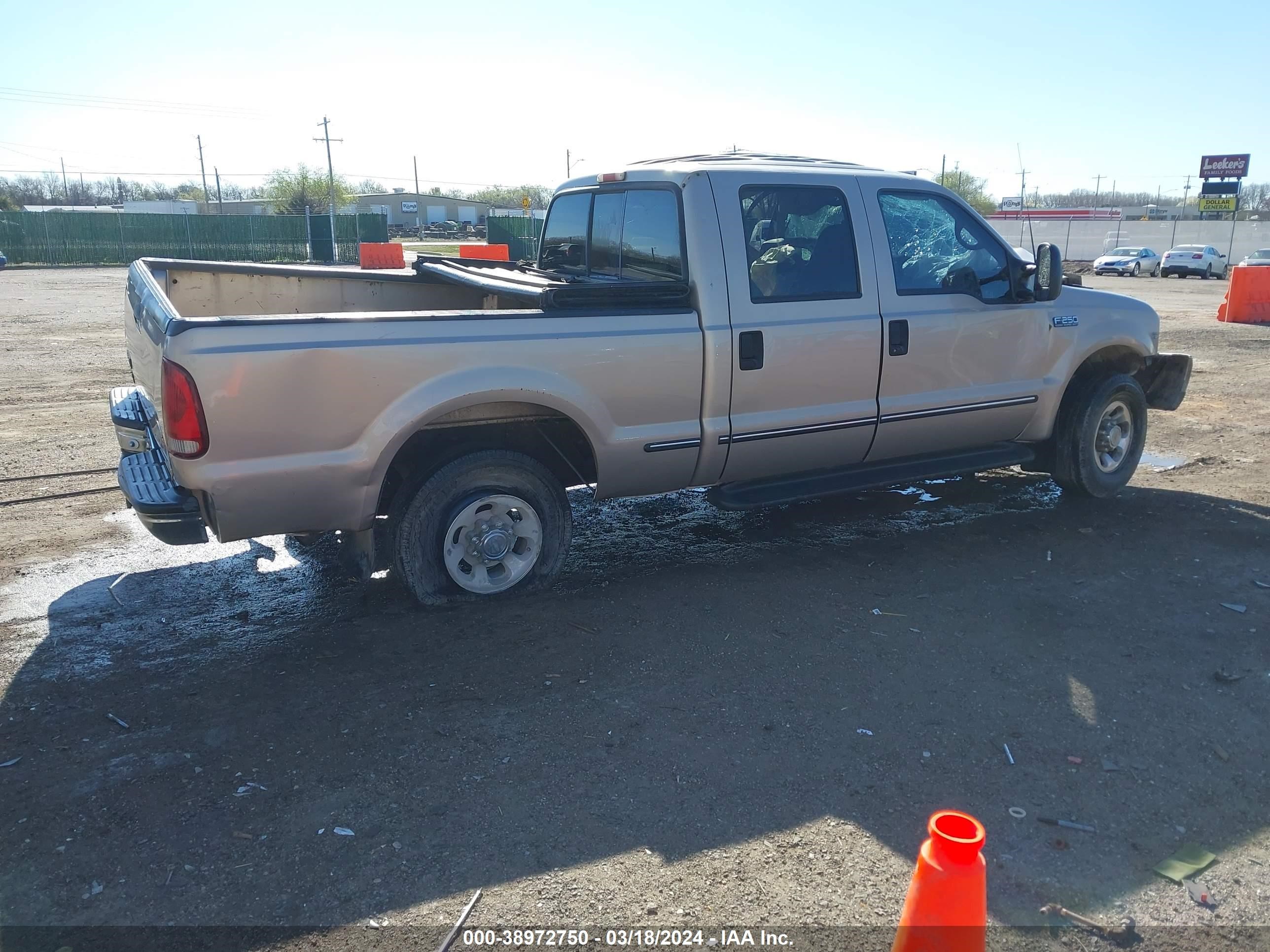 Photo 12 VIN: 1FTNW20S7XEA60825 - FORD F250 