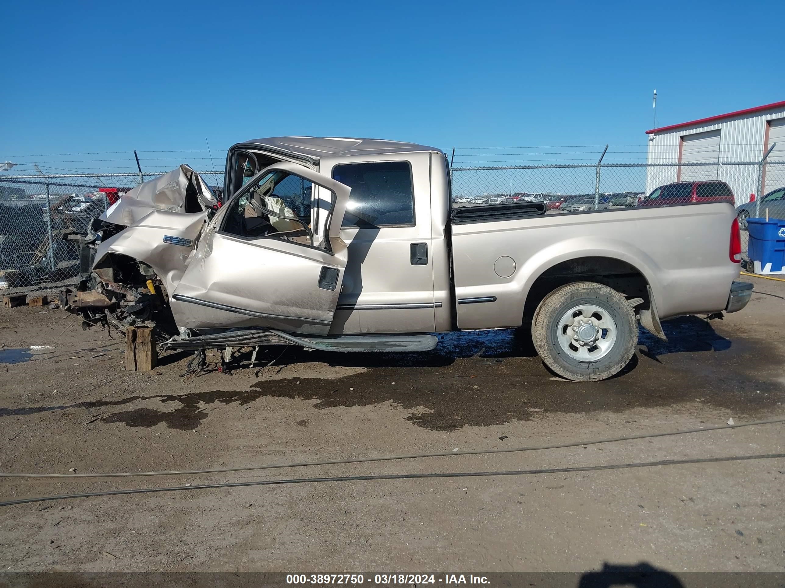 Photo 13 VIN: 1FTNW20S7XEA60825 - FORD F250 