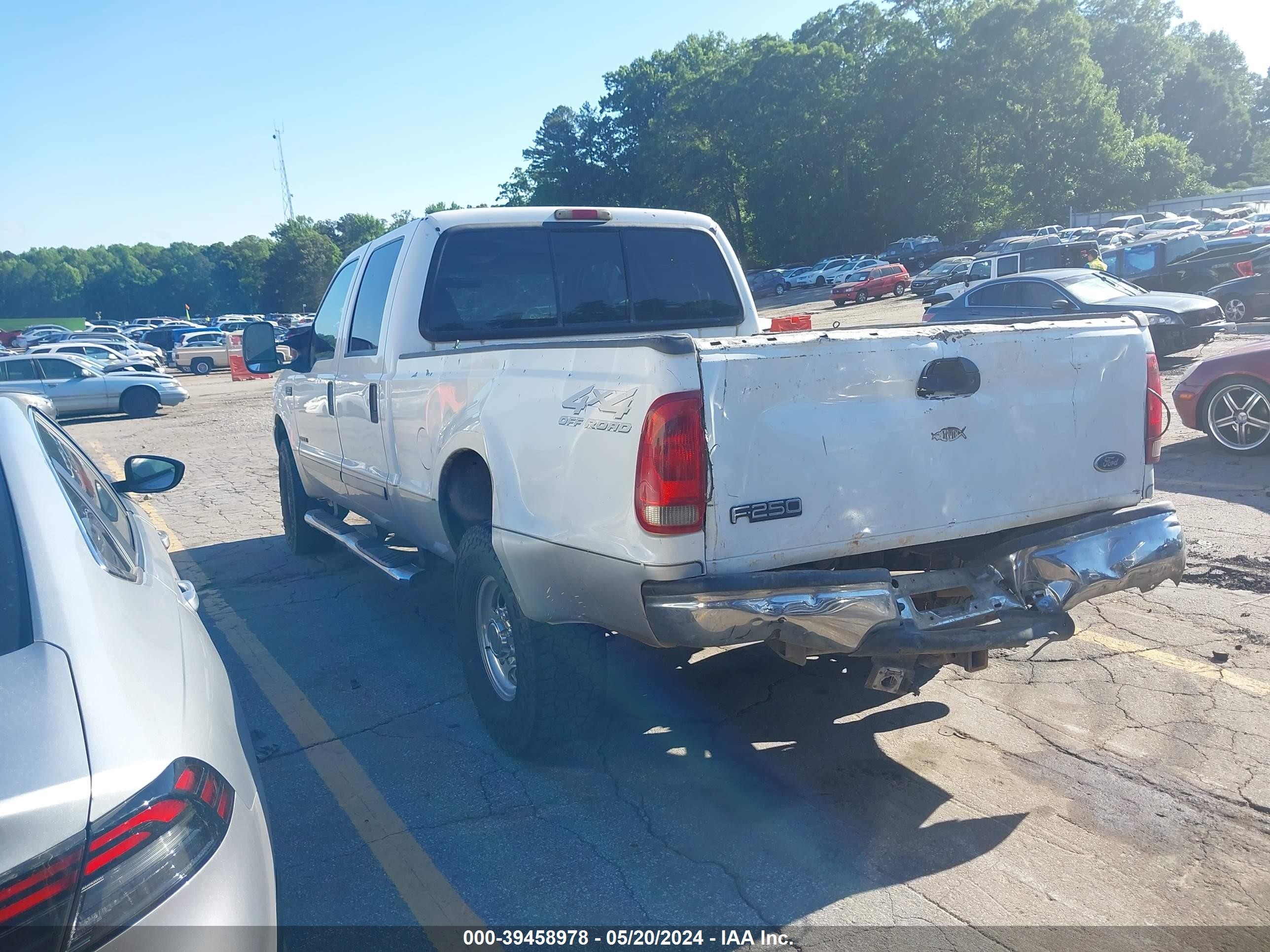 Photo 2 VIN: 1FTNW21F02EA06518 - FORD F250 