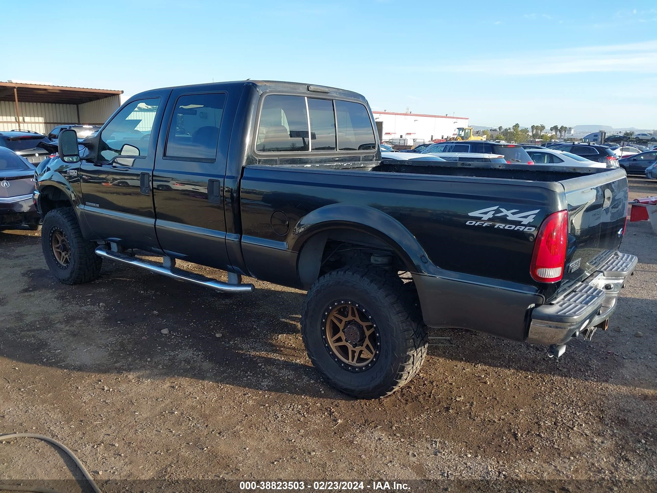 Photo 2 VIN: 1FTNW21F02EC01499 - FORD F250 