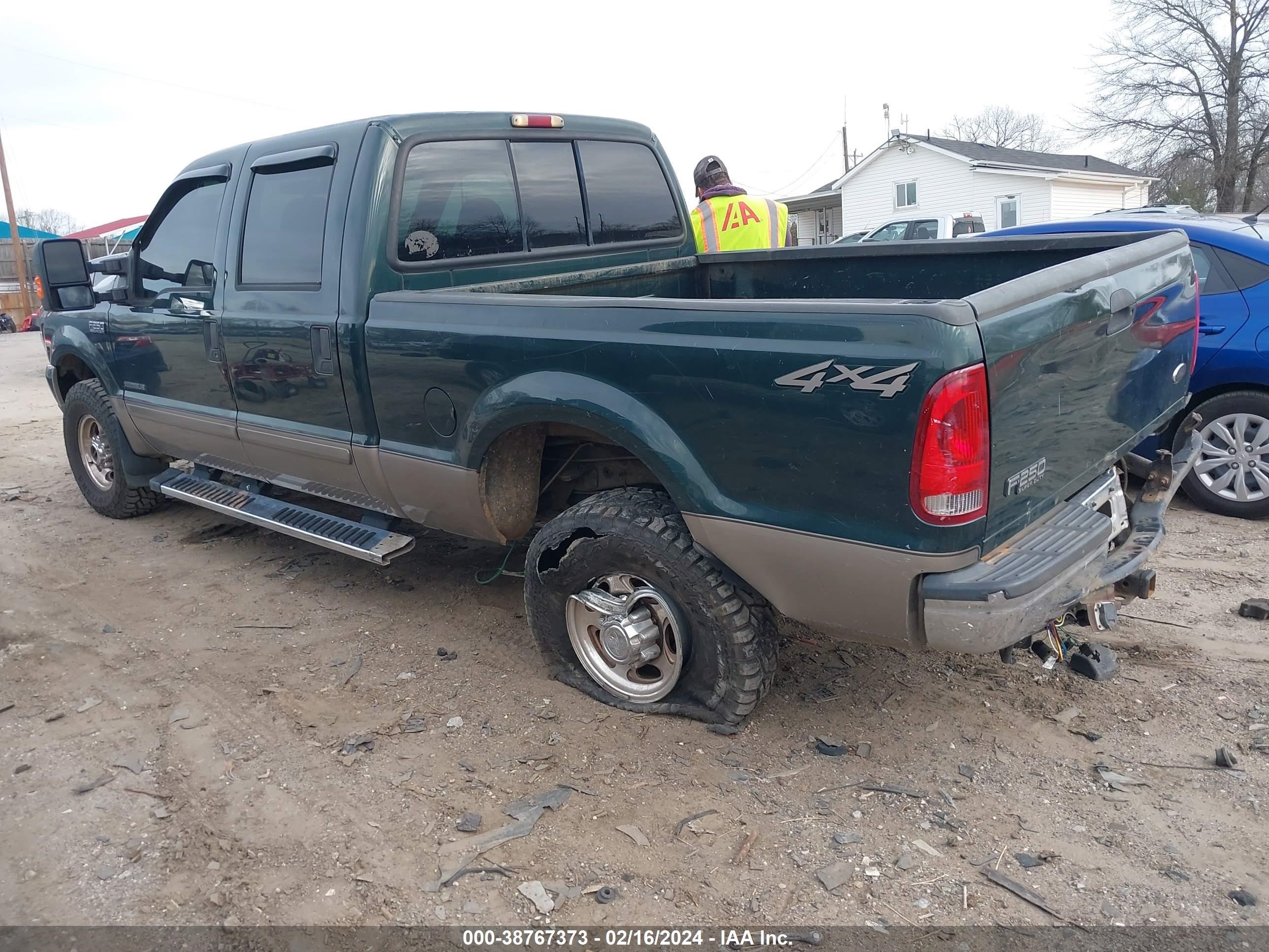 Photo 2 VIN: 1FTNW21F02EC37984 - FORD F250 