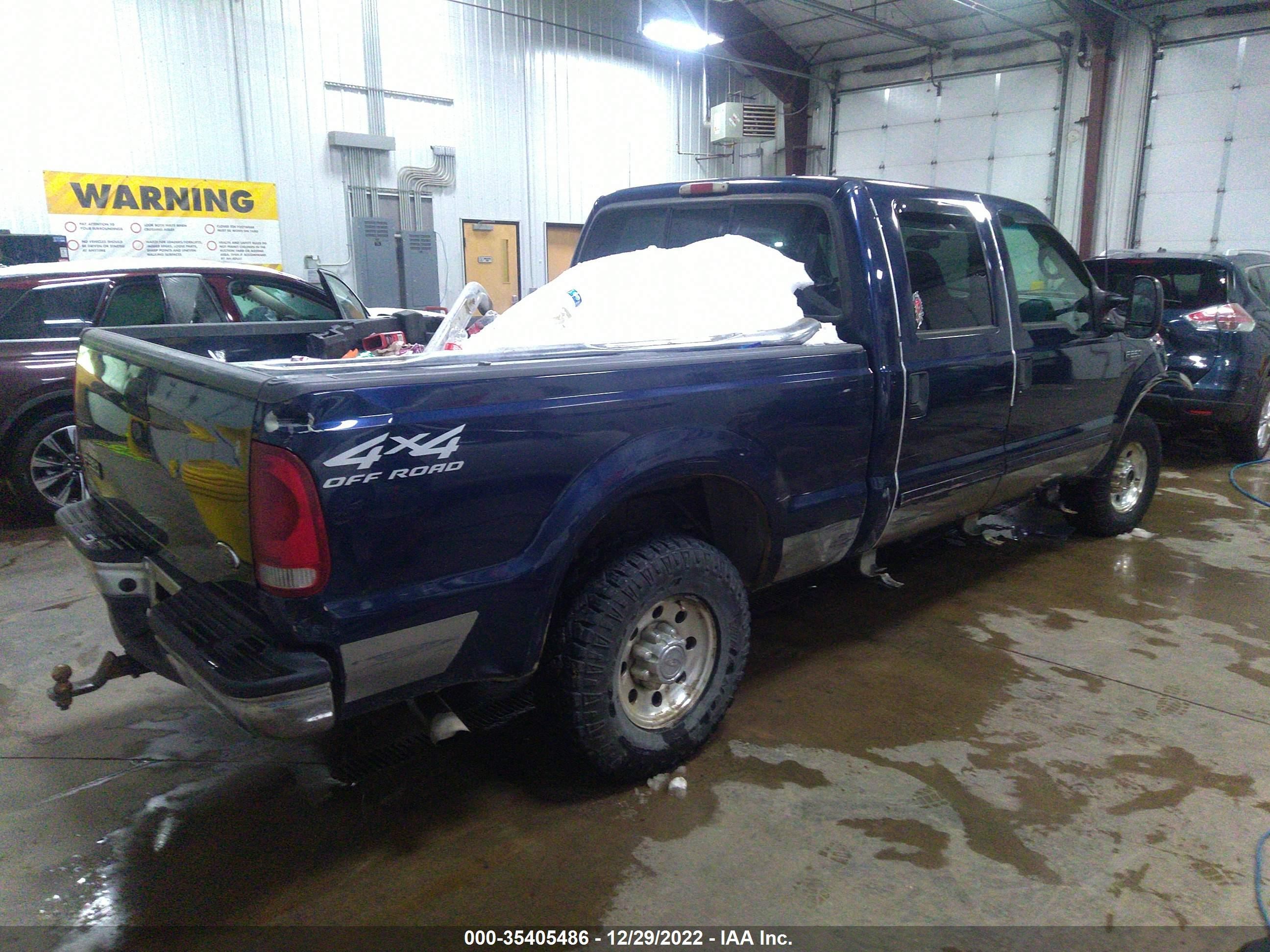 Photo 3 VIN: 1FTNW21F21EA24470 - FORD F250 