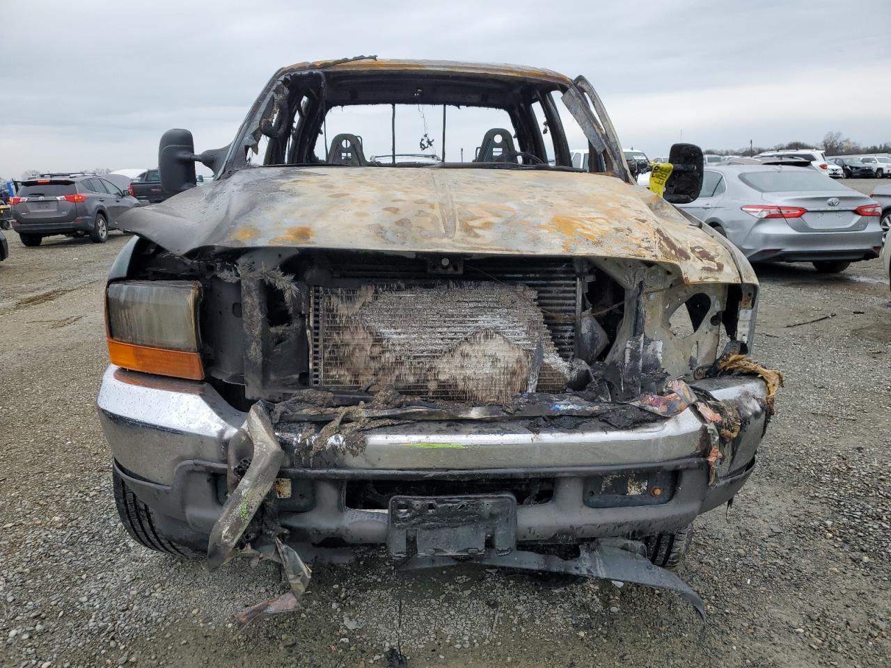 Photo 4 VIN: 1FTNW21F21EB16906 - FORD F250 