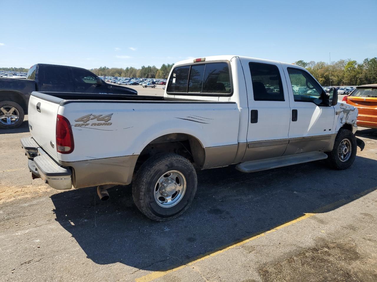 Photo 2 VIN: 1FTNW21F22ED16041 - FORD F250 