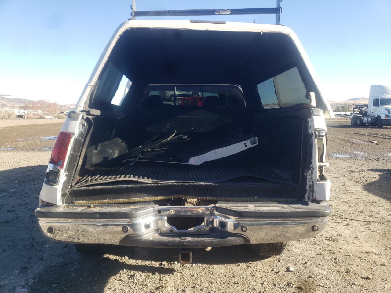 Photo 5 VIN: 1FTNW21F32EB46028 - FORD F250 