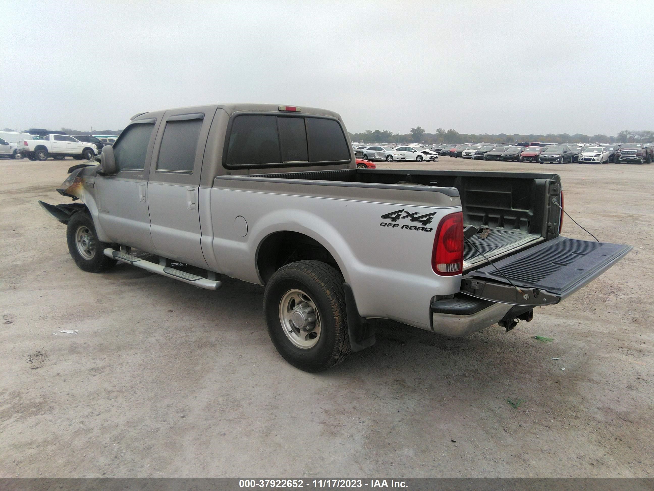 Photo 2 VIN: 1FTNW21F41EC64023 - FORD F250 