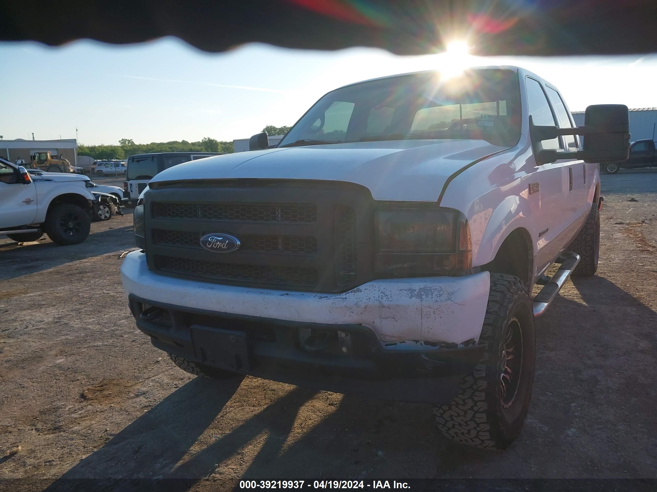 Photo 5 VIN: 1FTNW21F62EA06071 - FORD F250 