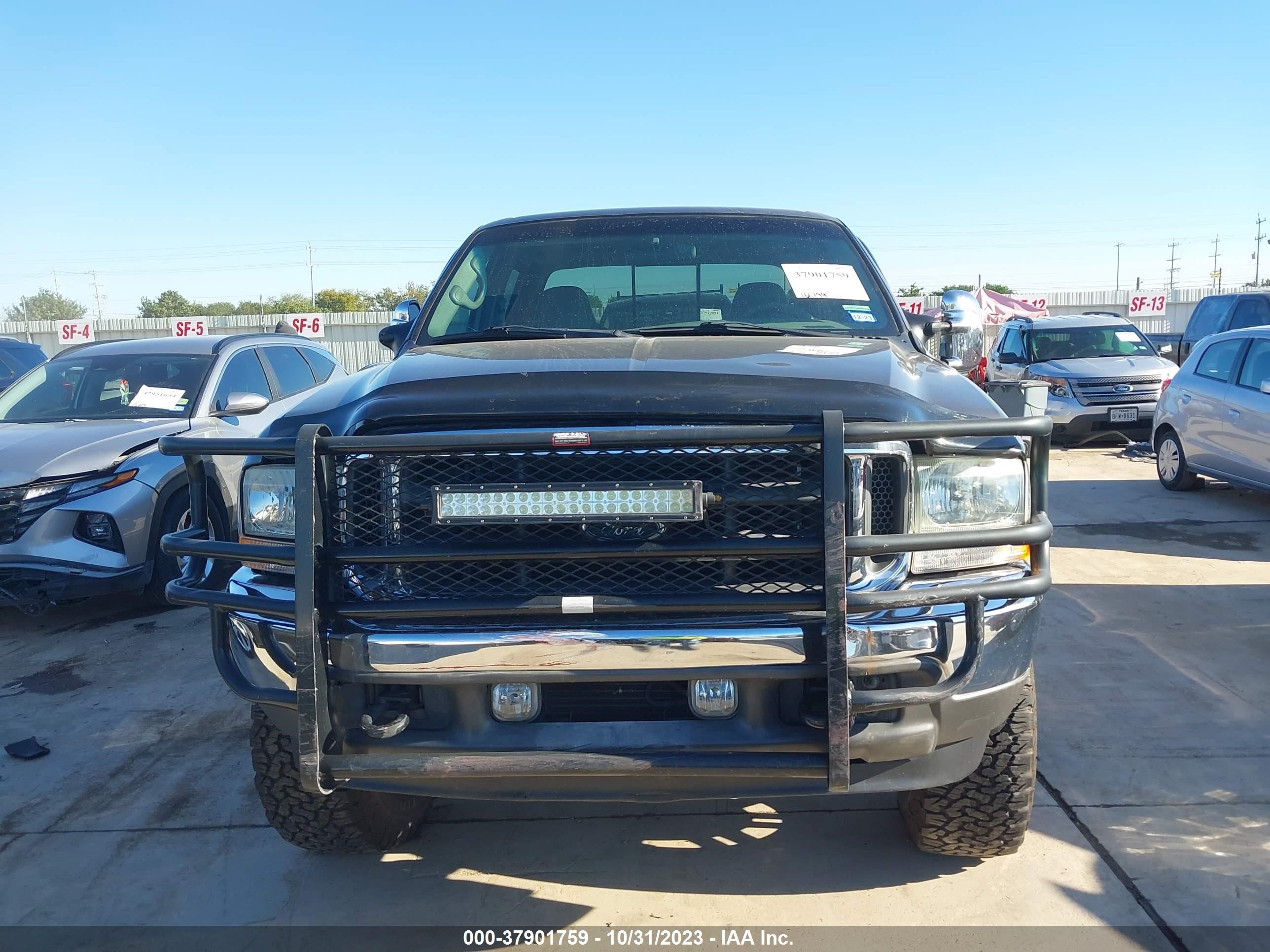 Photo 11 VIN: 1FTNW21F72EA10436 - FORD F250 