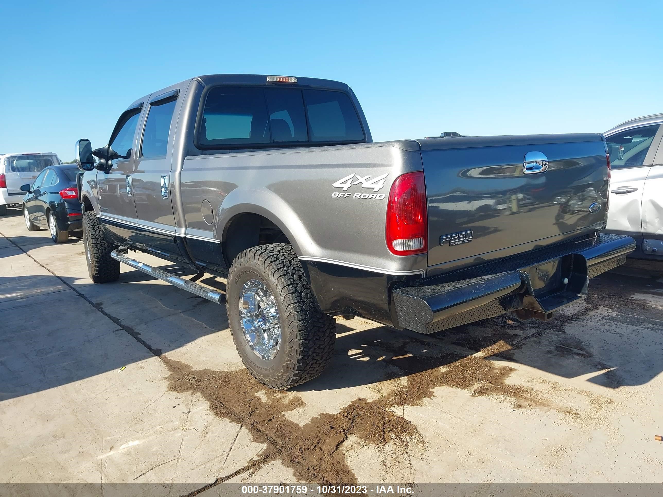 Photo 2 VIN: 1FTNW21F72EA10436 - FORD F250 