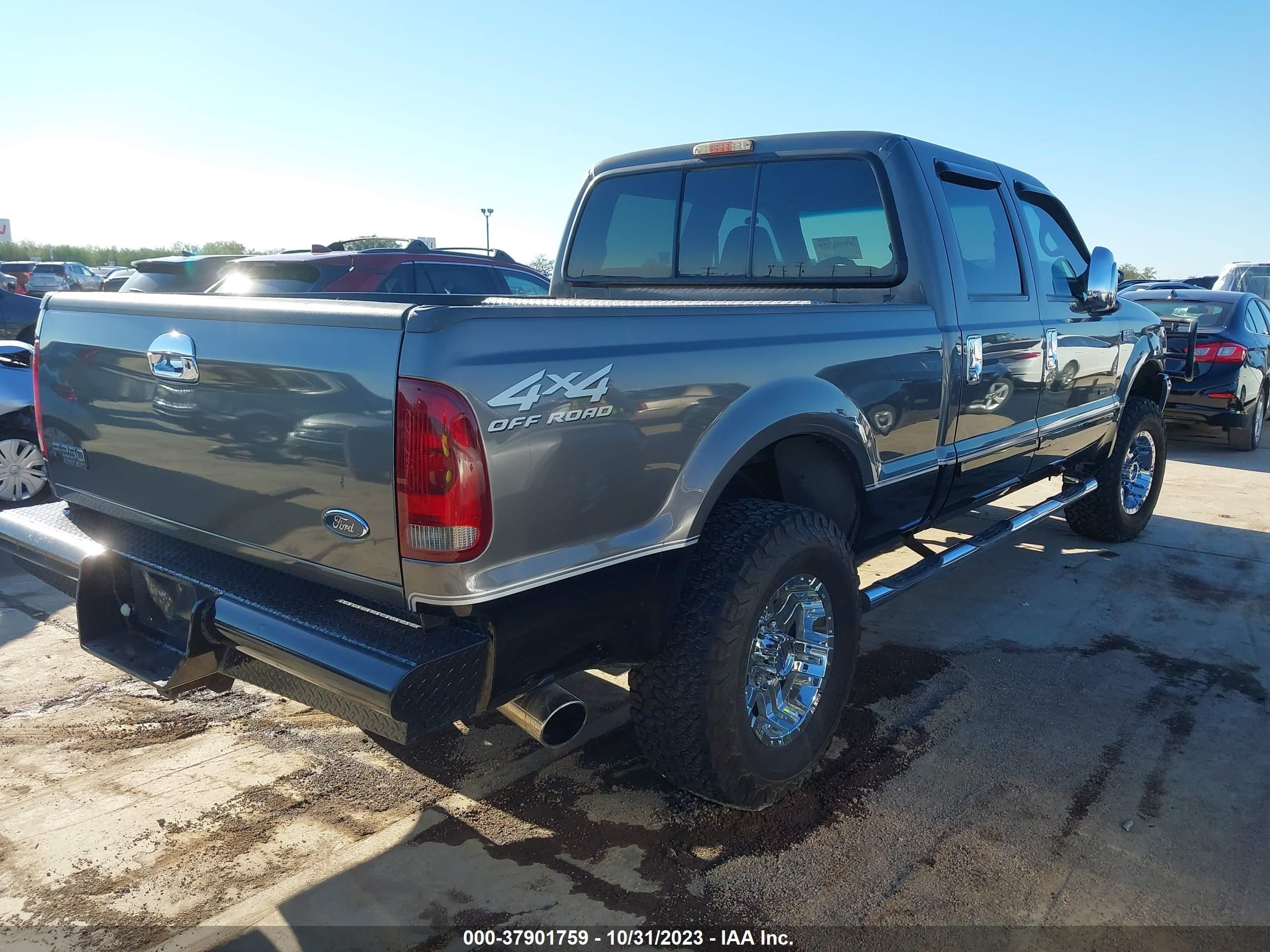 Photo 3 VIN: 1FTNW21F72EA10436 - FORD F250 