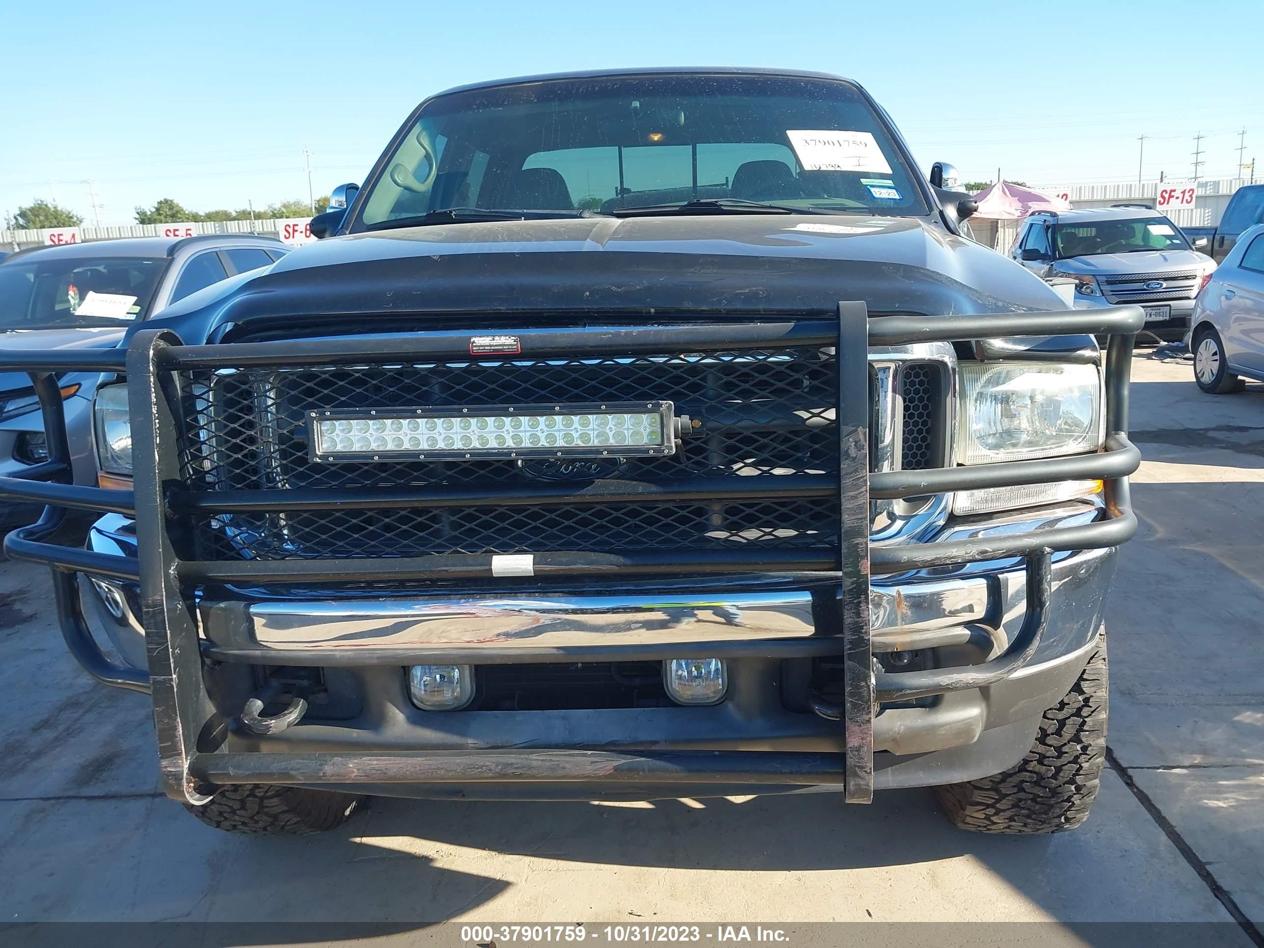 Photo 5 VIN: 1FTNW21F72EA10436 - FORD F250 