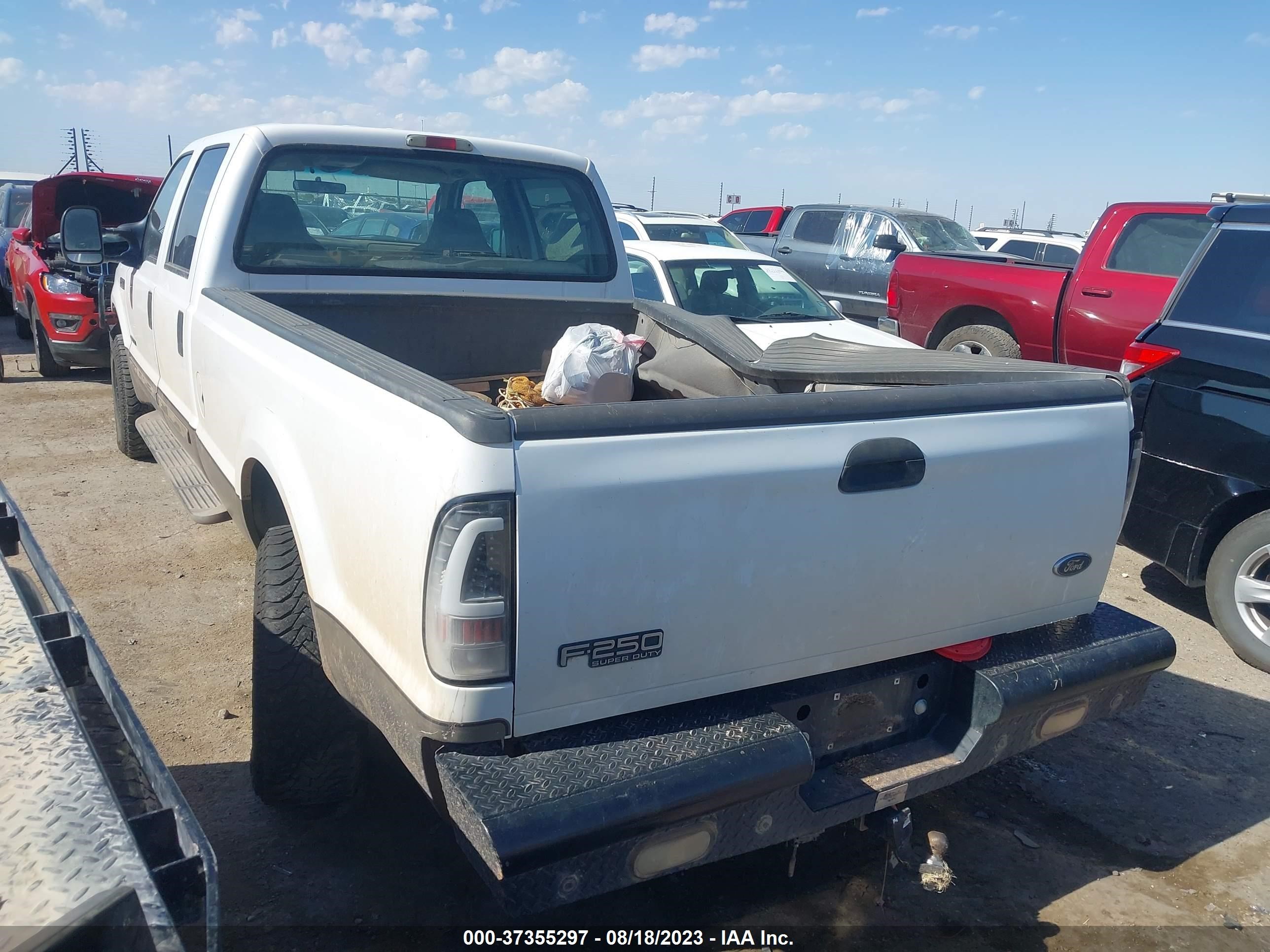 Photo 2 VIN: 1FTNW21F93EA19012 - FORD F250 