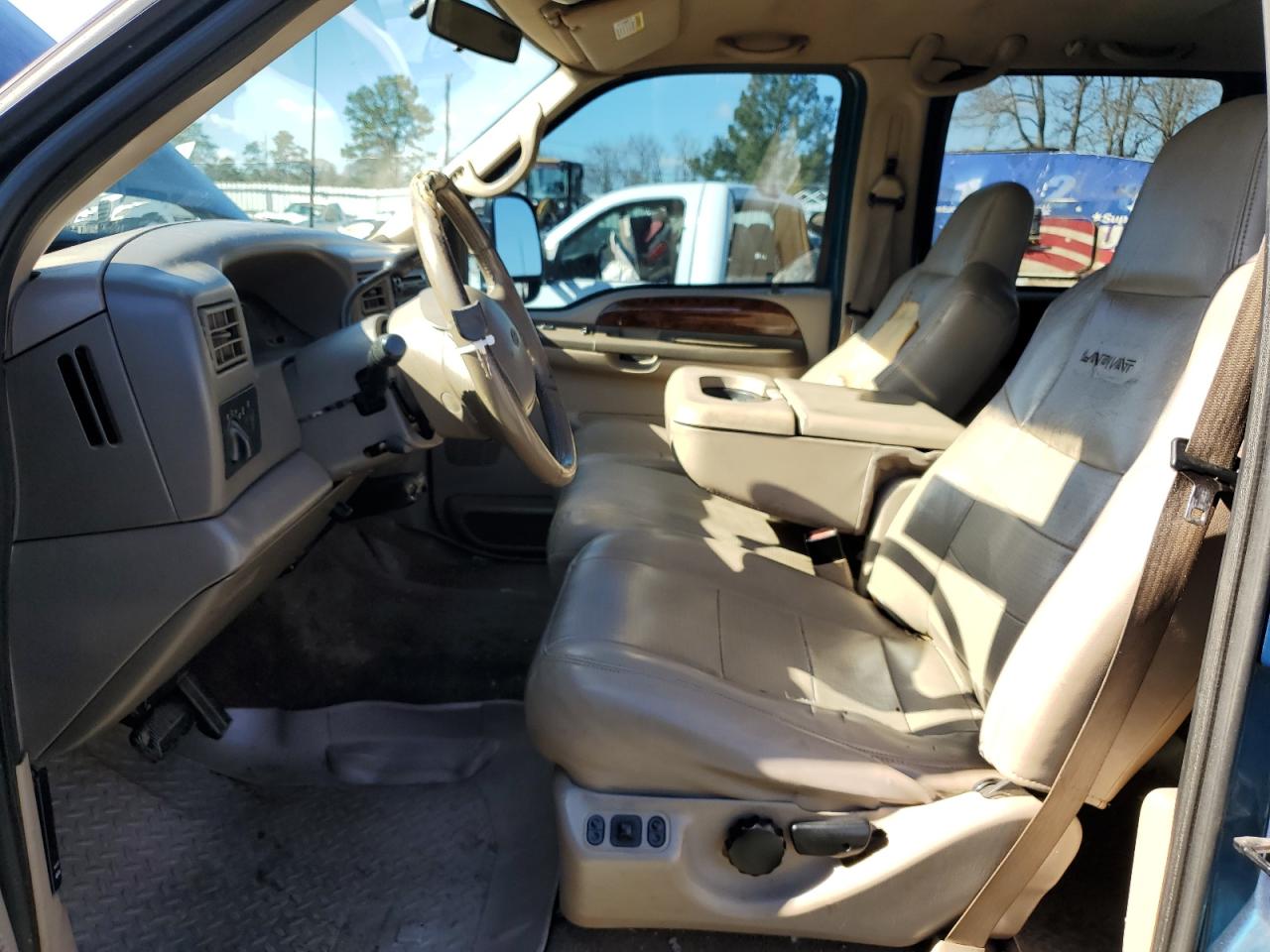 Photo 6 VIN: 1FTNW21FX2EA21107 - FORD F250 