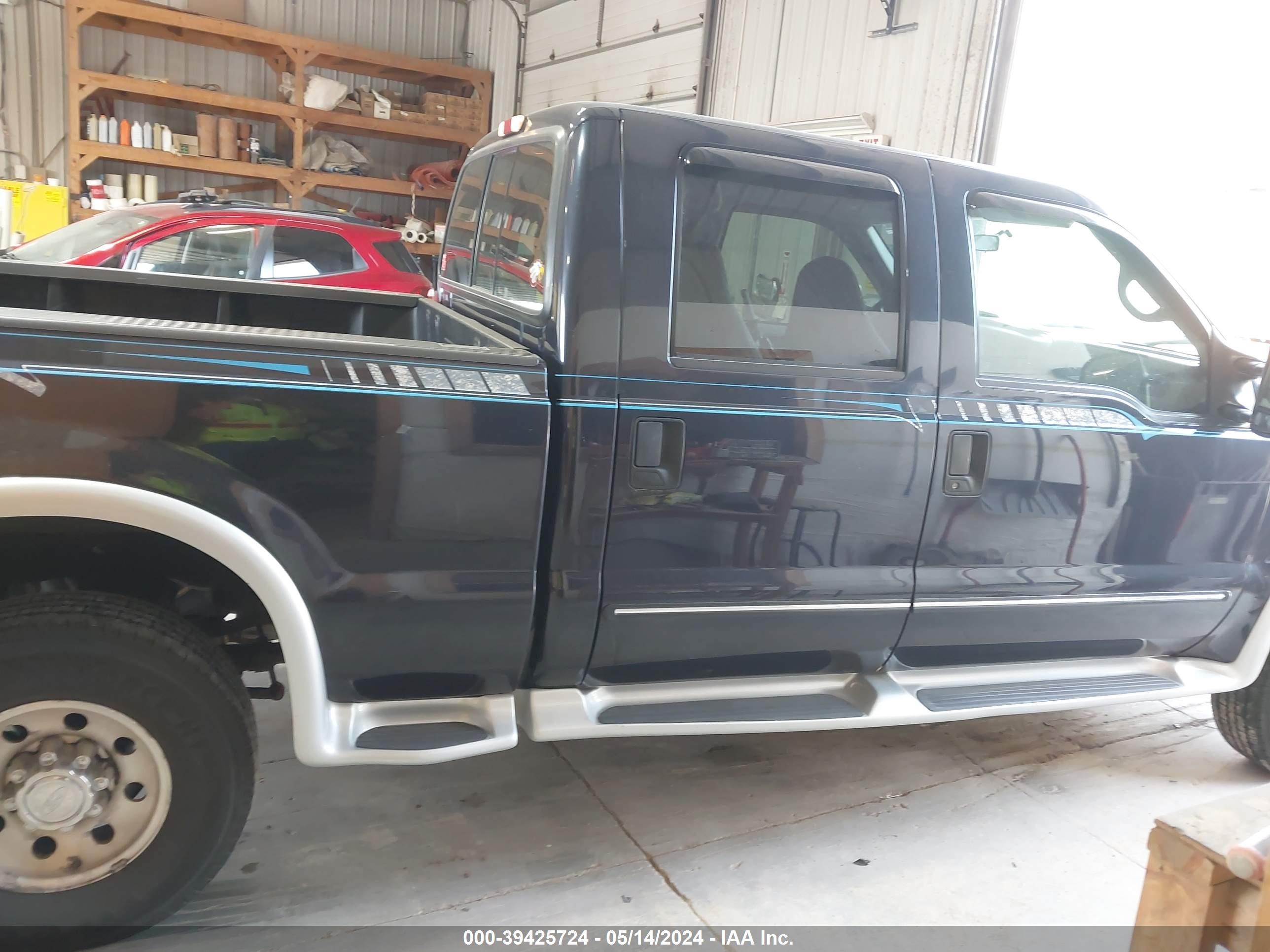 Photo 12 VIN: 1FTNW21L8YED95424 - FORD F250 